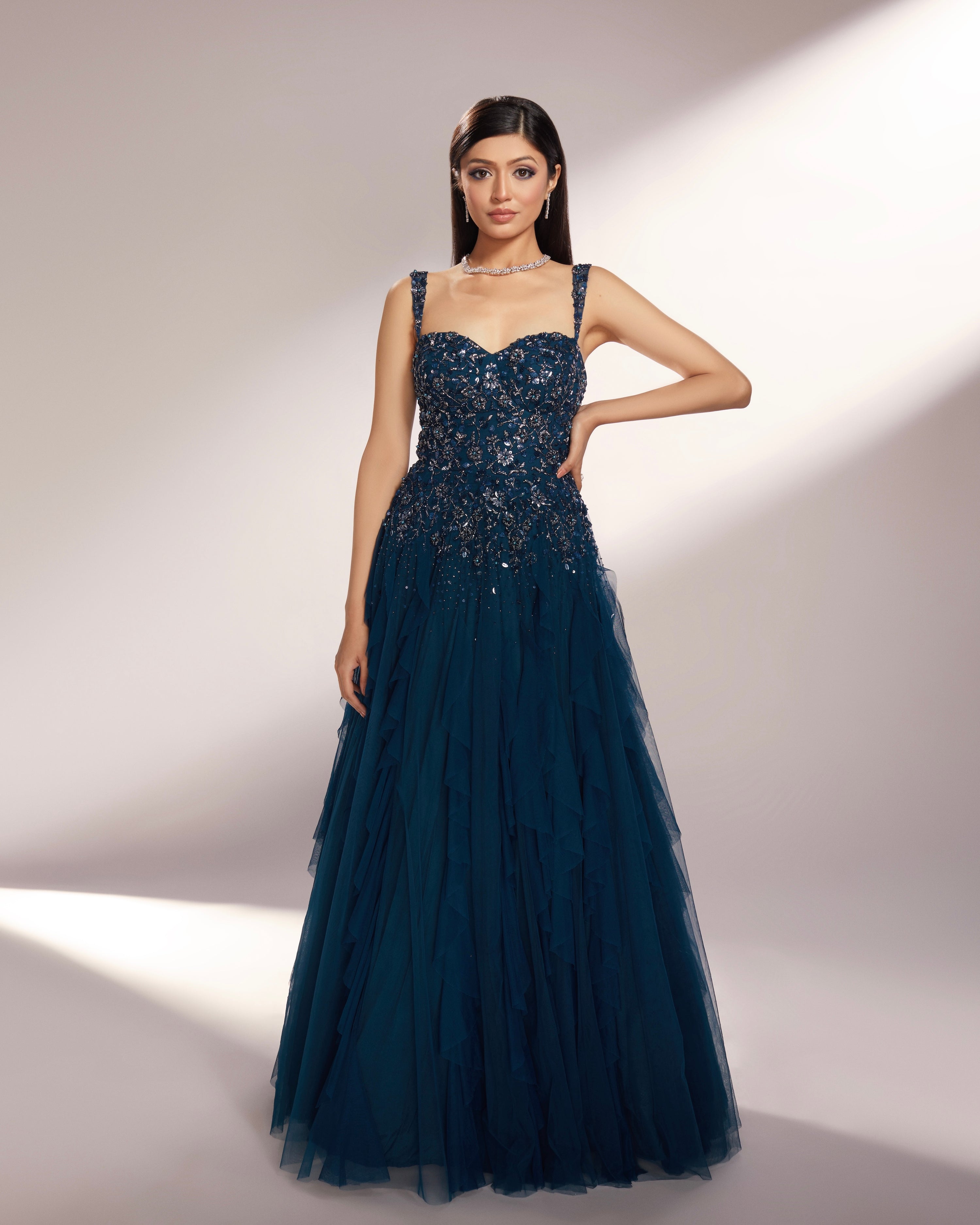 VISTA GOWN