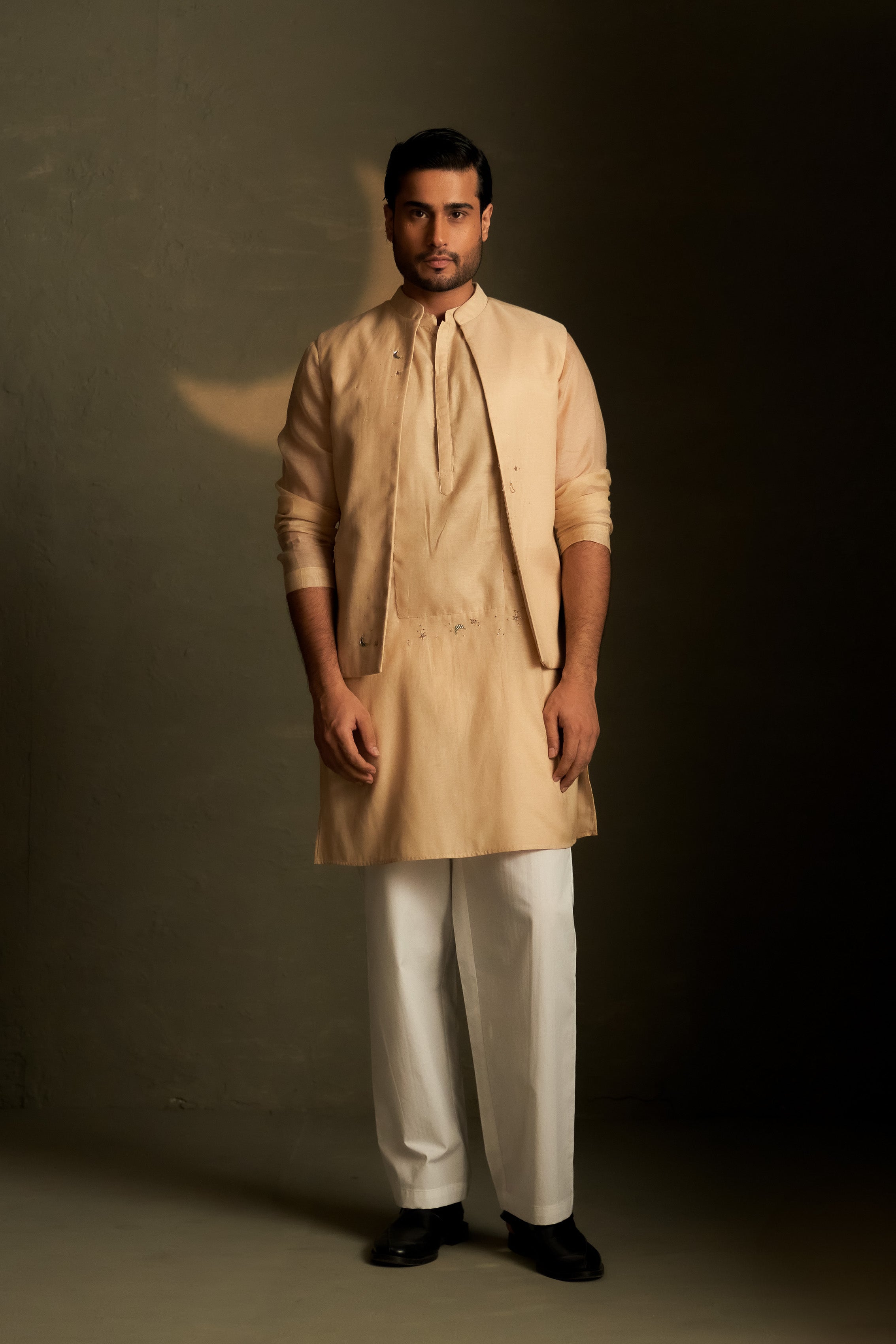 GOLDEN BEIGE LONG KURTA SET WITH SHORT JACKET