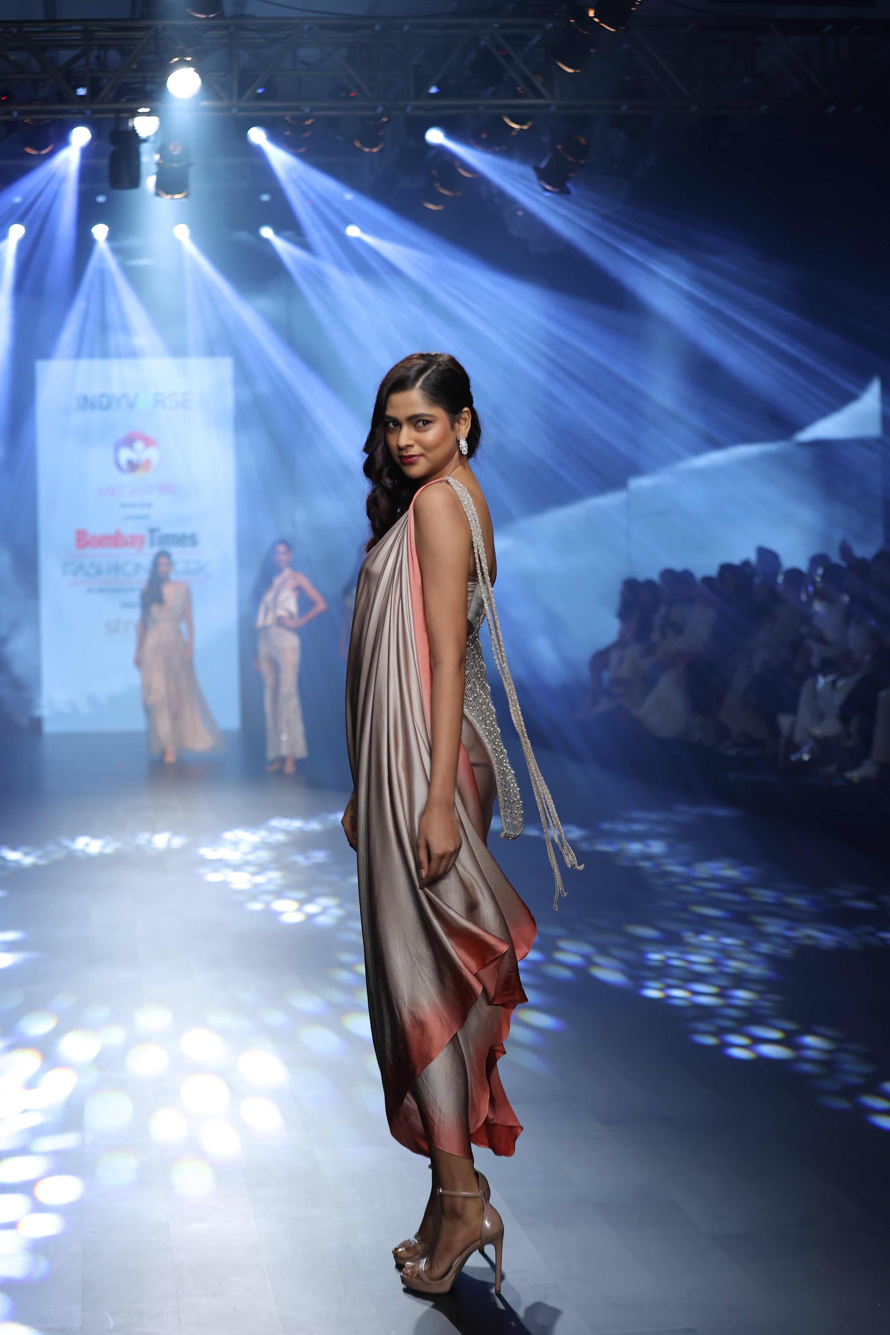 OMBRE DRAPED SAREE DRESS WITH A BRALETTE AND PEARL DETAILING ON MESH THROW