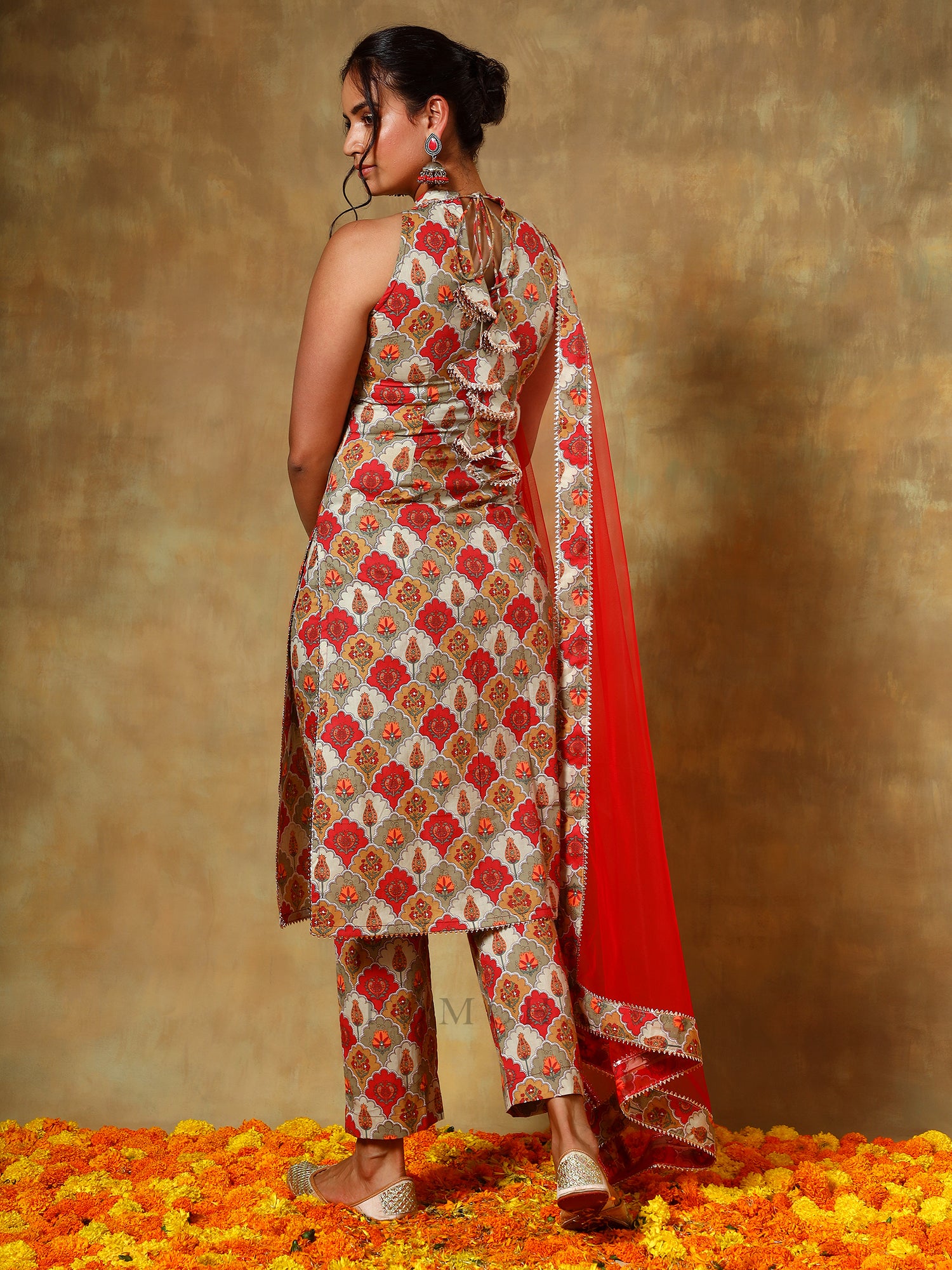 GUZARISH RED HALTER NECK COTTON SUIT SET