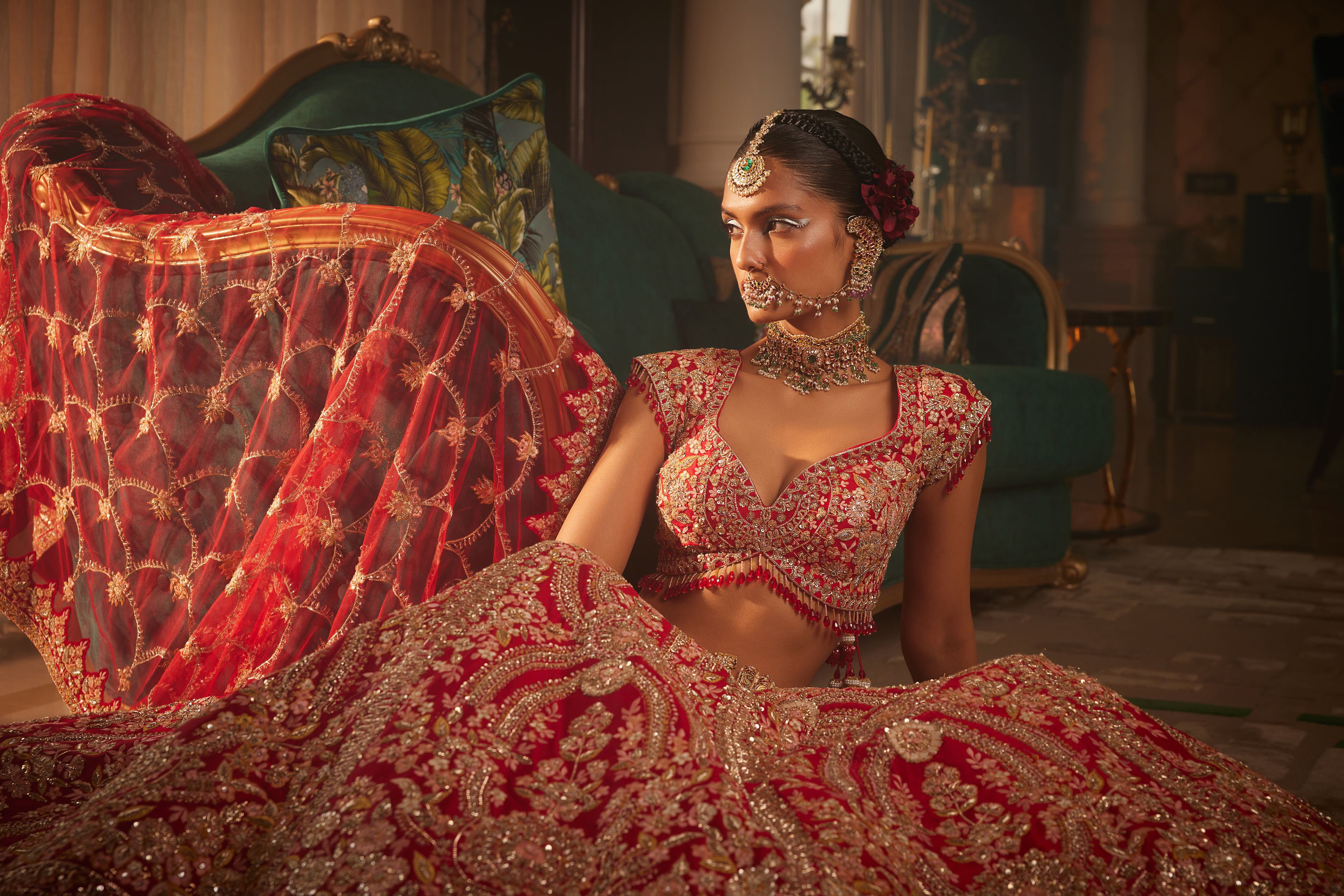 ALLURING_LEHENGA_1.png