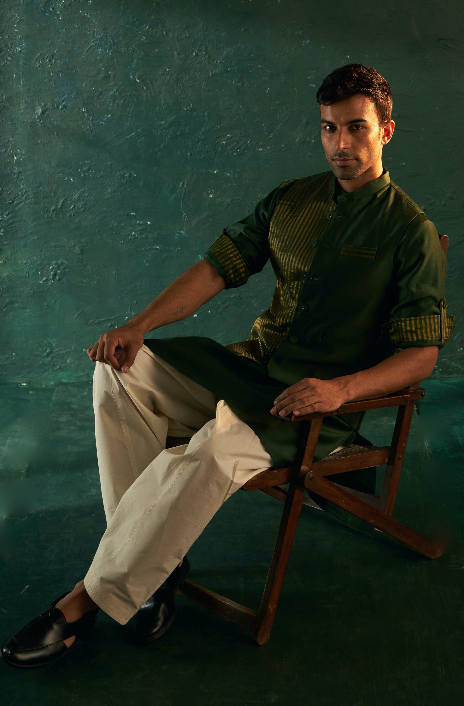 MEN'S DEEP GREEN STRAIGHT KURTA SET WITH JACKET