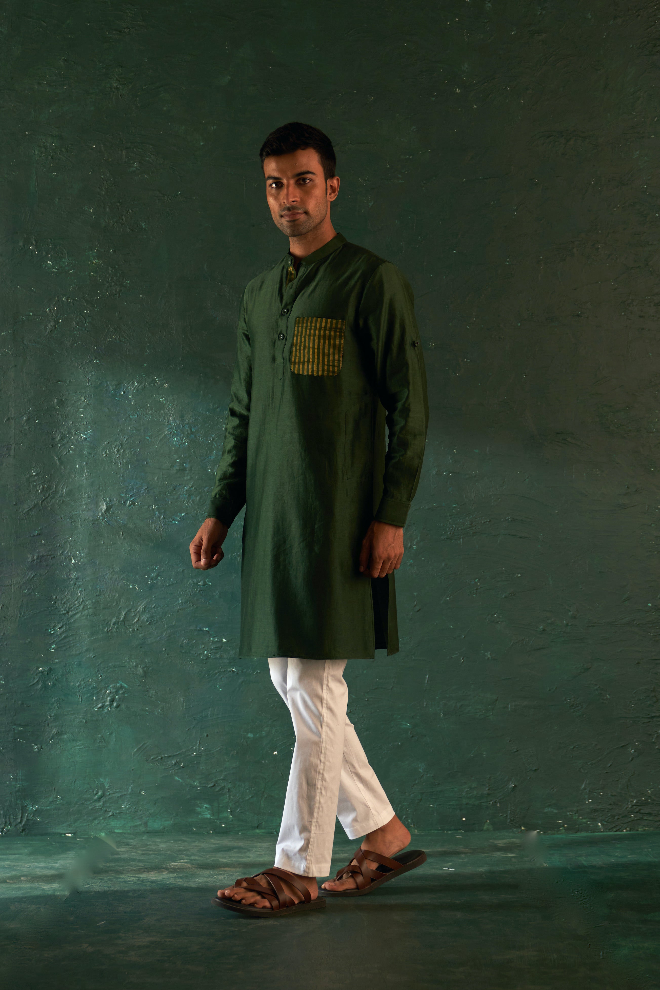 MEN'S DEEP GREEN STRAIGHT KURTA SET WITH JACKET