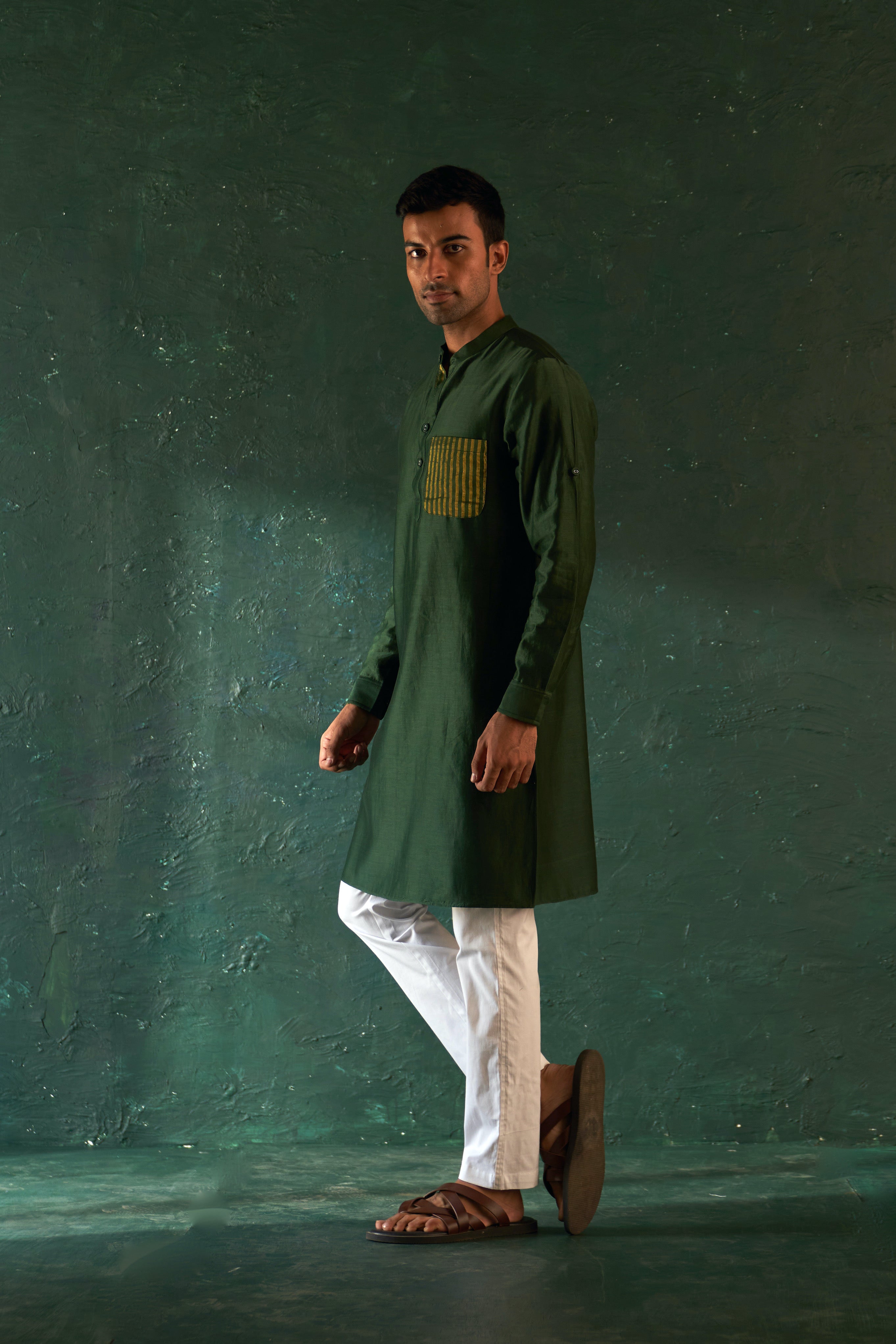 MEN'S DEEP GREEN STRAIGHT KURTA SET WITH JACKET