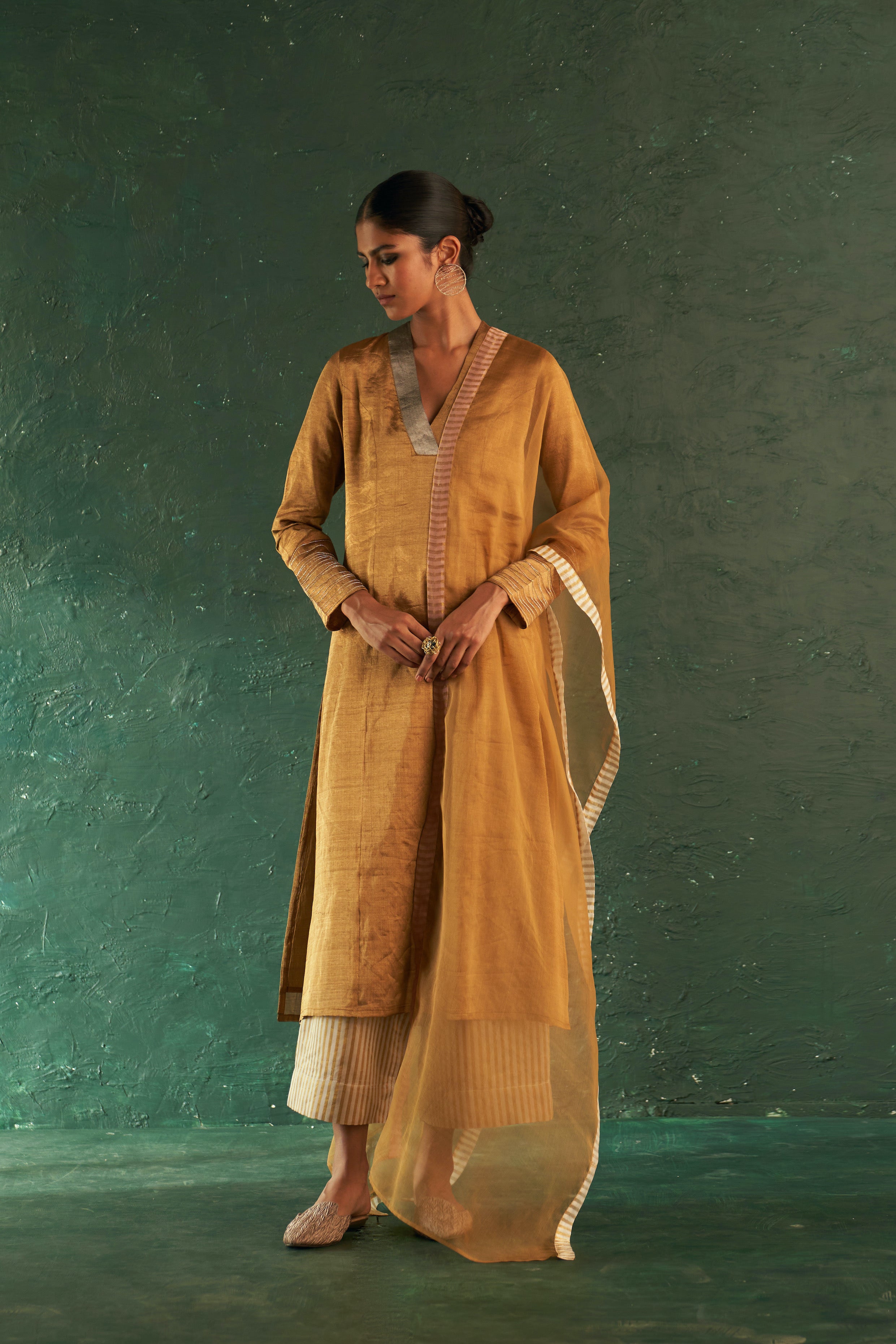 MIDAS GOLD TISSUE KURTA