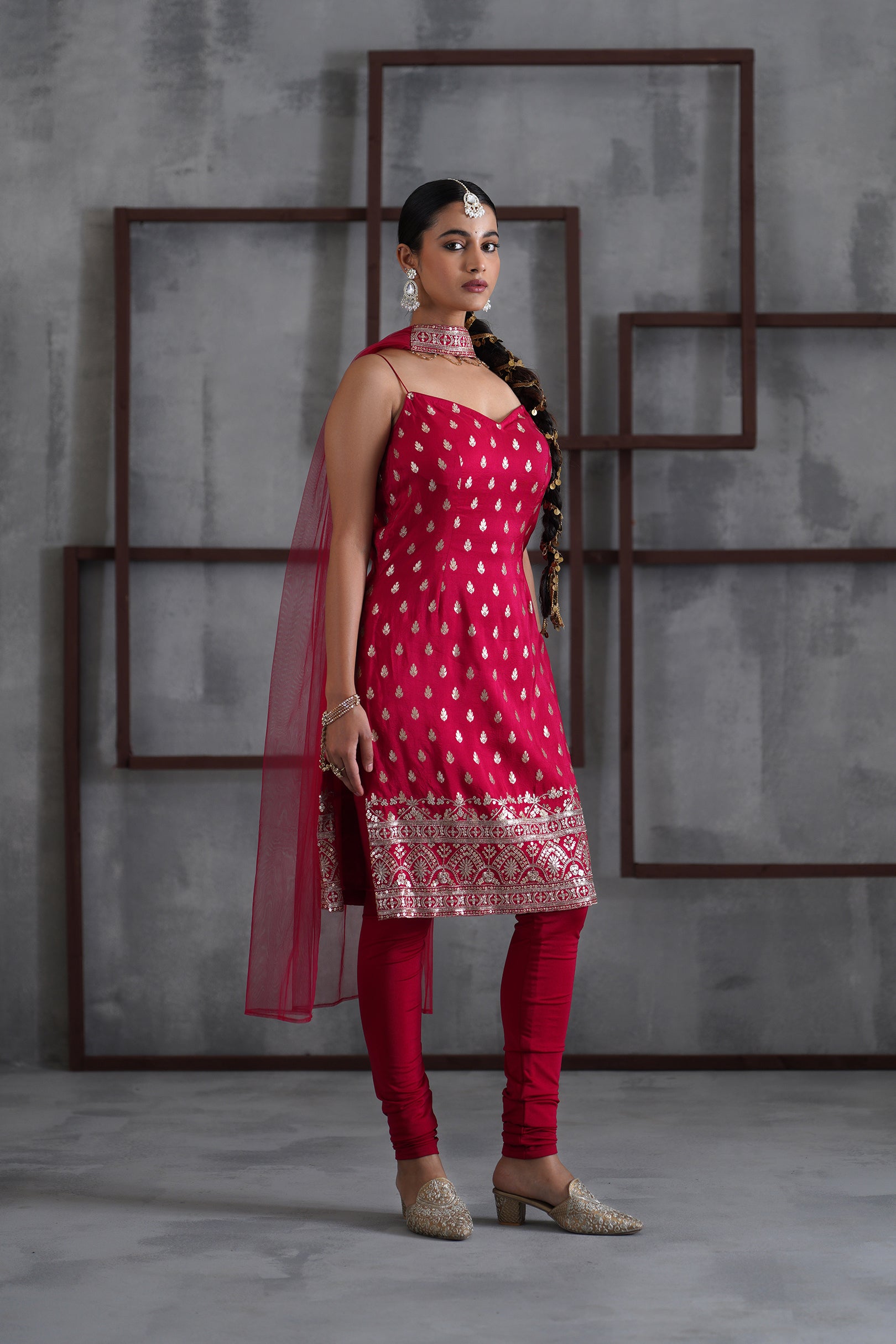 FUCHSIA KURTI, CHURIDAR, CHHOKER DUPATTA