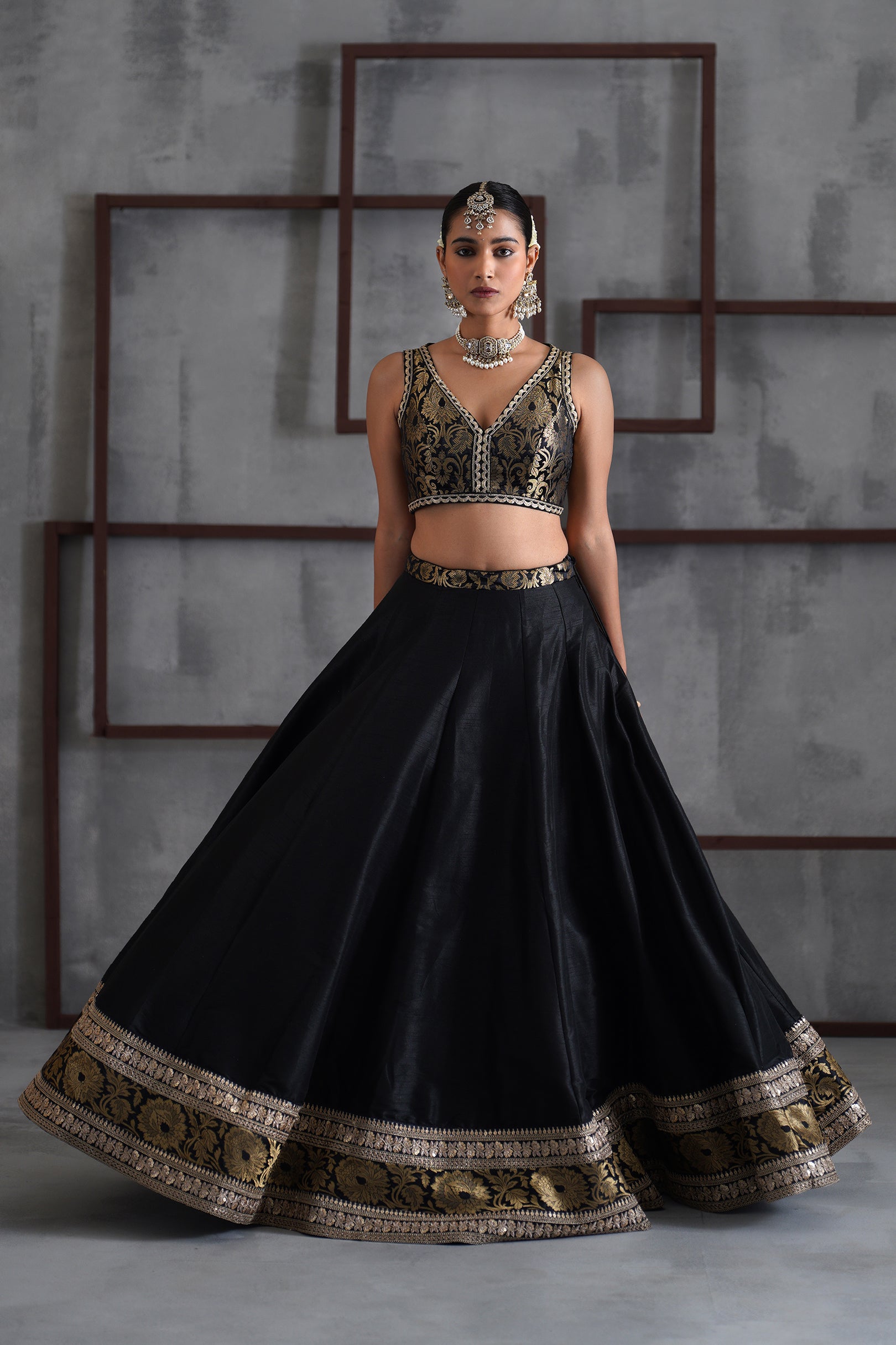 BLACK BROCADE BLOUSE, LEHANGA, DUPATTA
