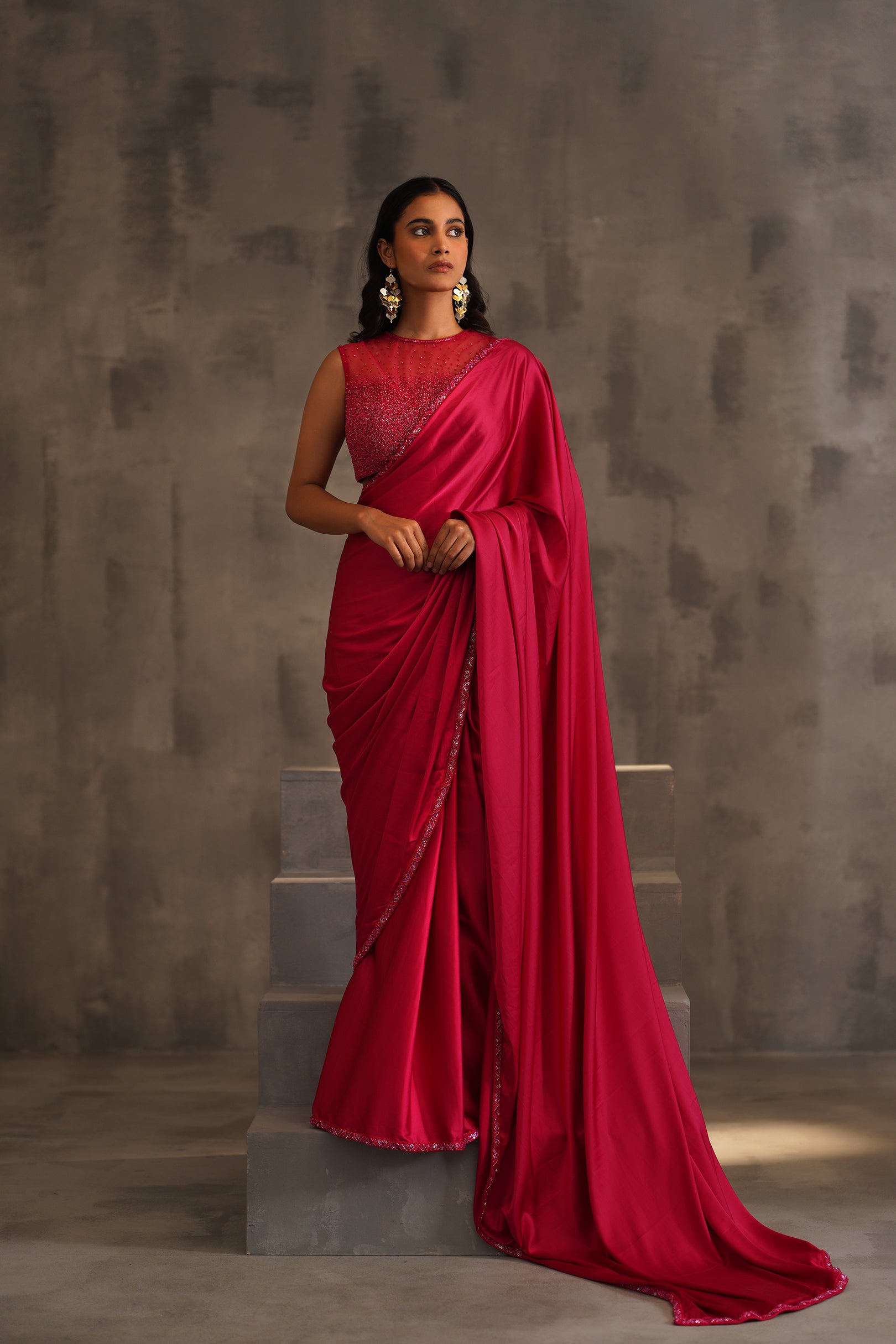 FUCHSIA EMBROIDERED BLOUSE, PRE PLEATED SAREE