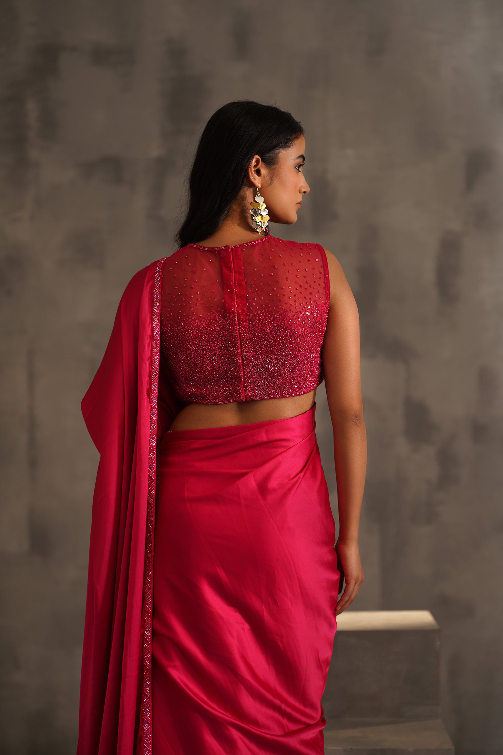 FUCHSIA EMBROIDERED BLOUSE, PRE PLEATED SAREE