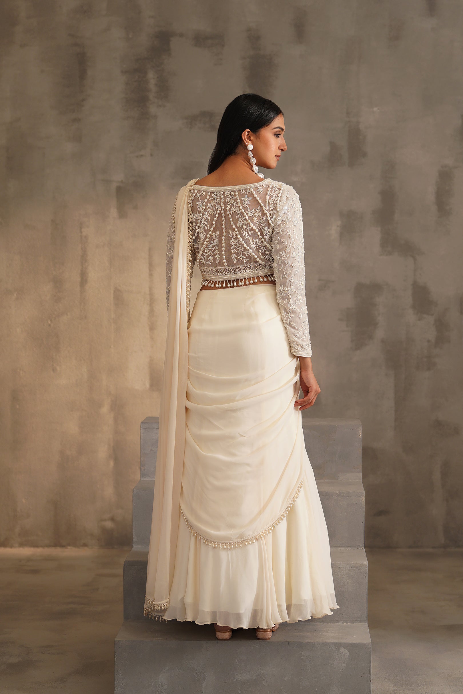 OFF WHITE BLOUSE AND DRAPE SAREE