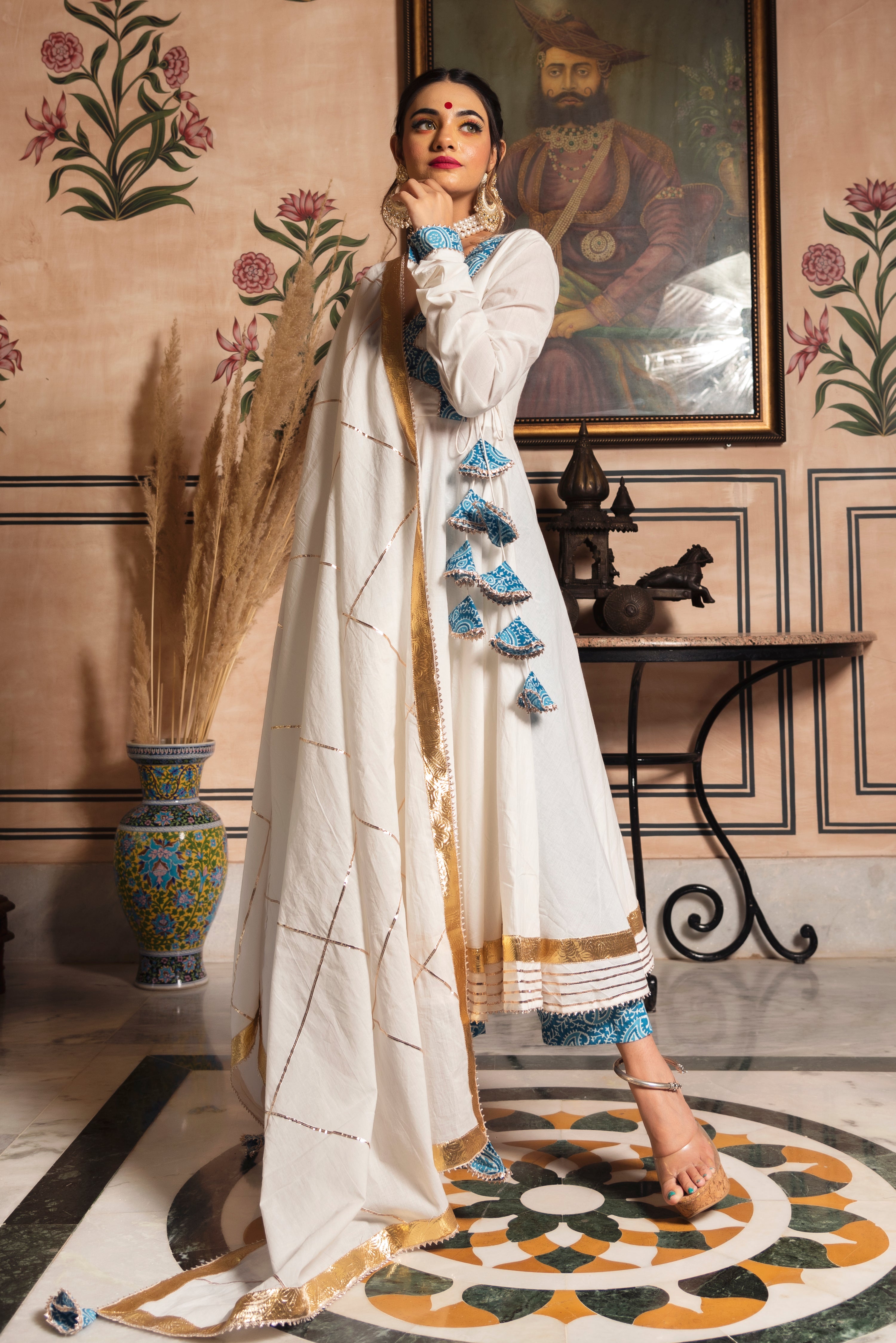 WHITE MOGRA PURE COTTON ANGRAKHA SET