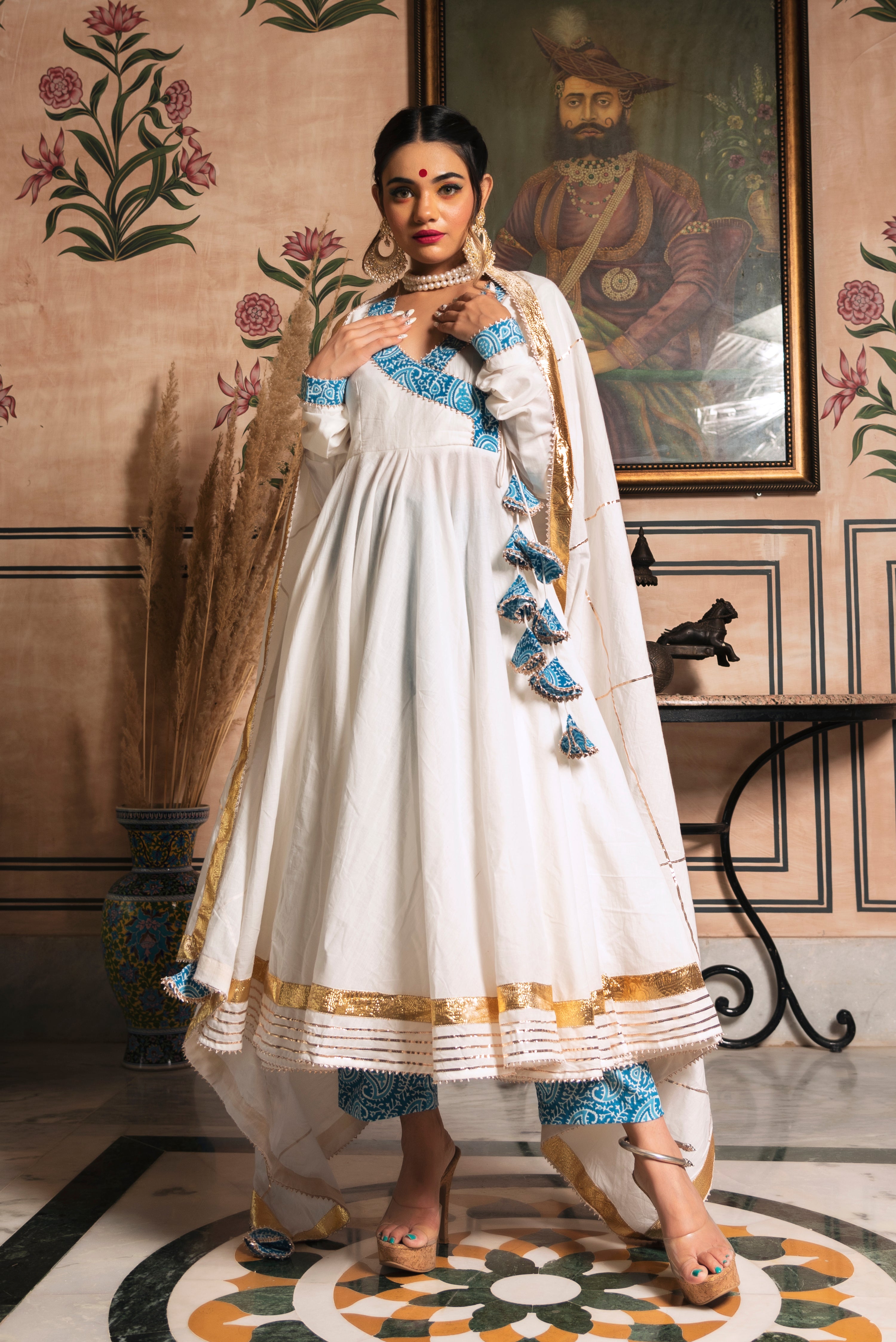 WHITE MOGRA PURE COTTON ANGRAKHA SET