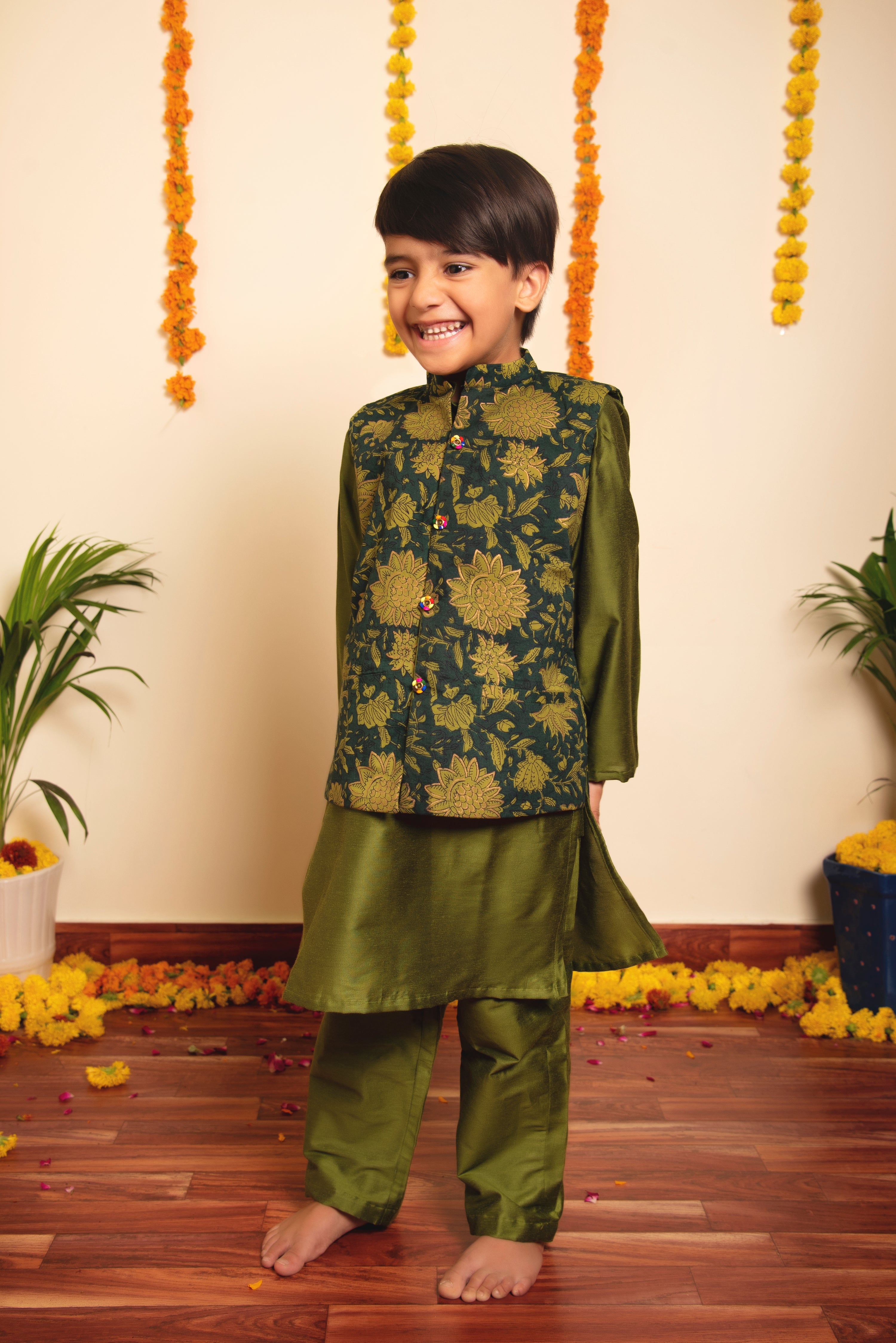 BACHPAN IDIKA GREEN KURTA JACKET SET