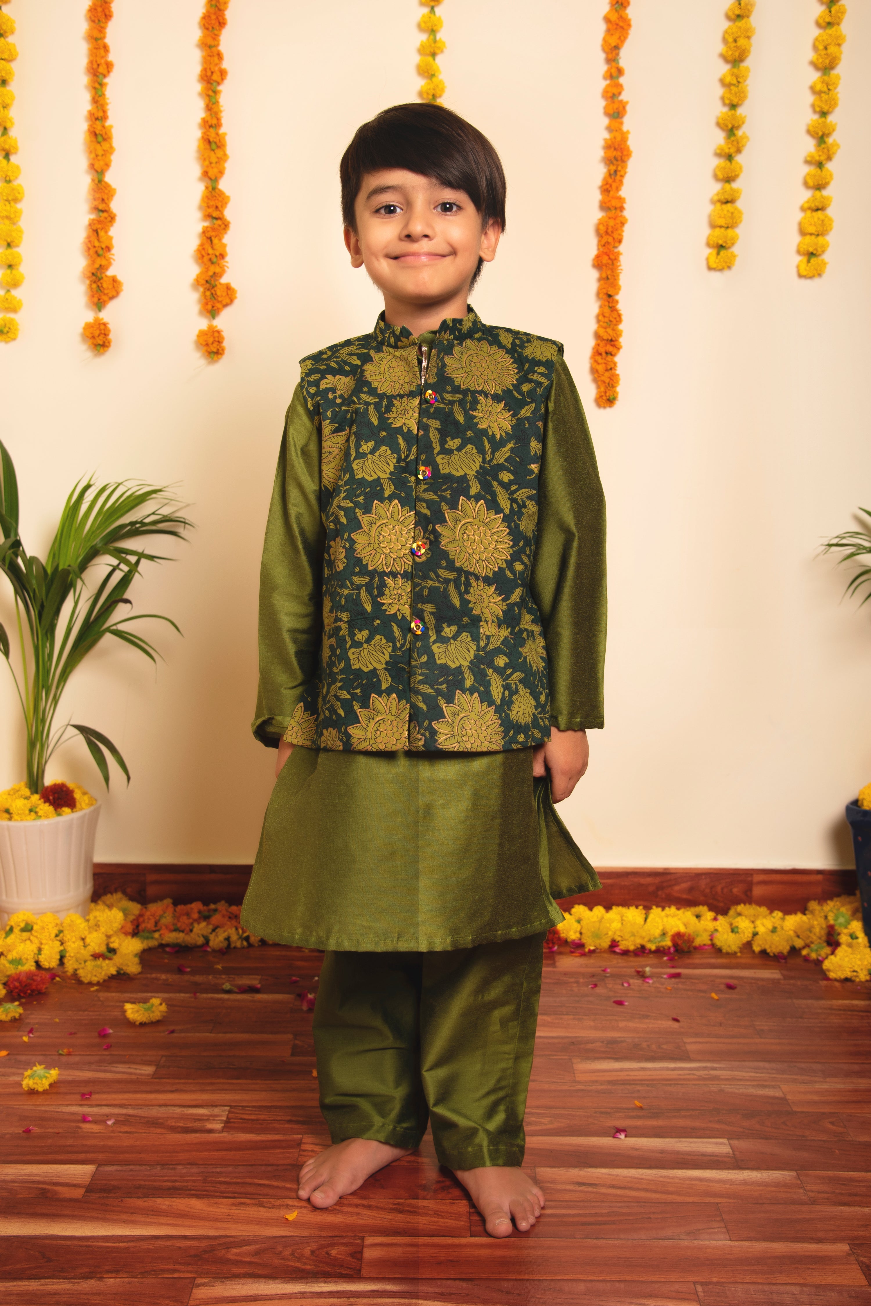 BACHPAN IDIKA GREEN KURTA JACKET SET