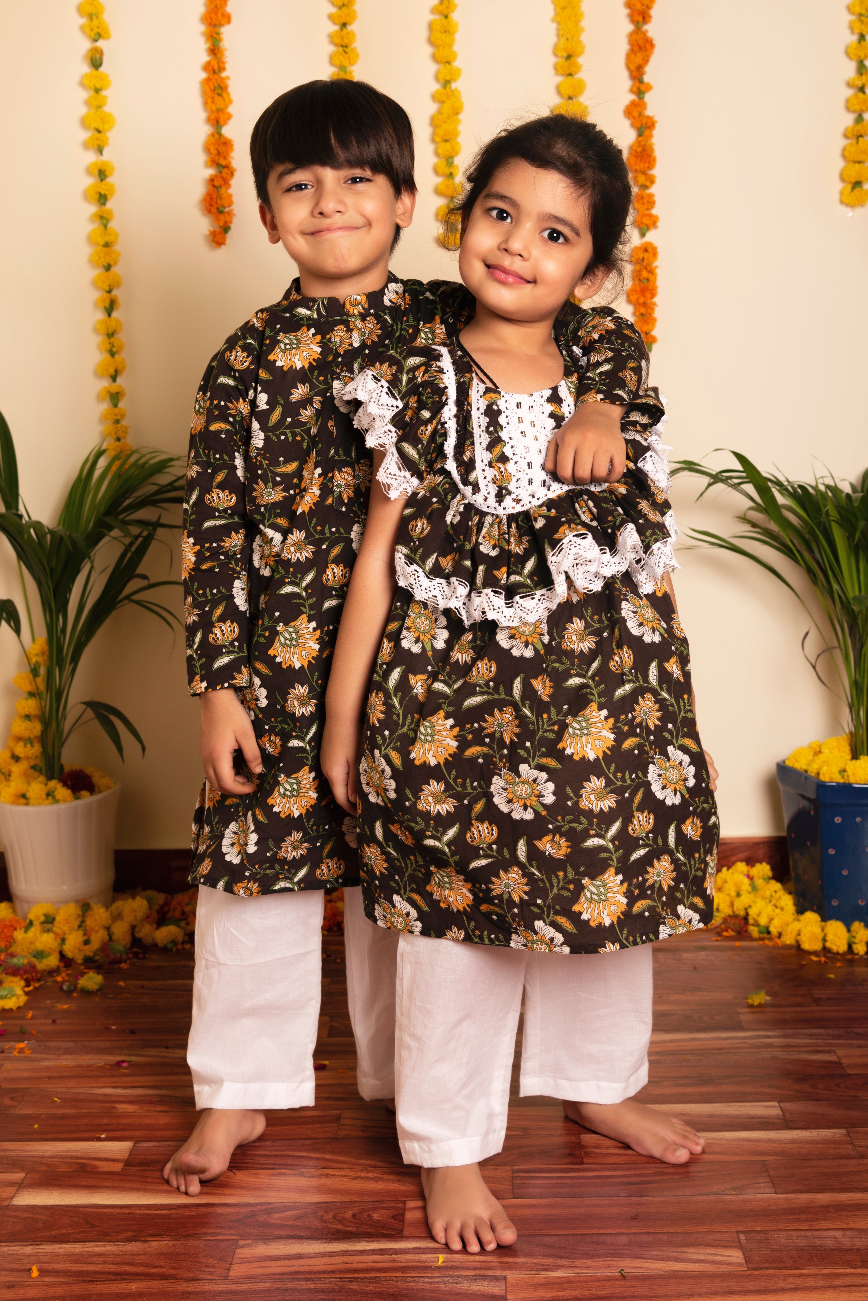 BACHPAN ROOP RANG FROCK PANT