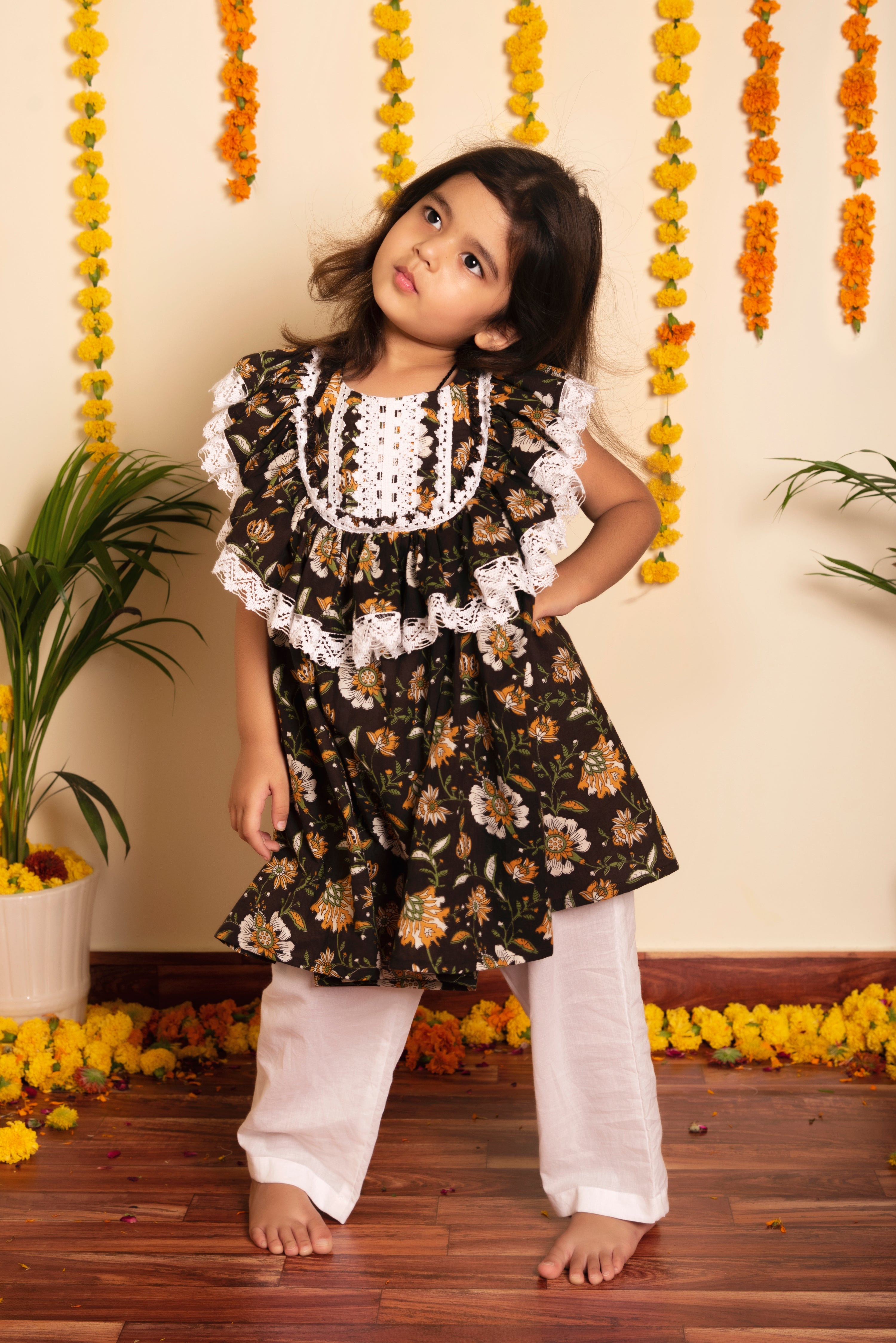 BACHPAN ROOP RANG FROCK PANT