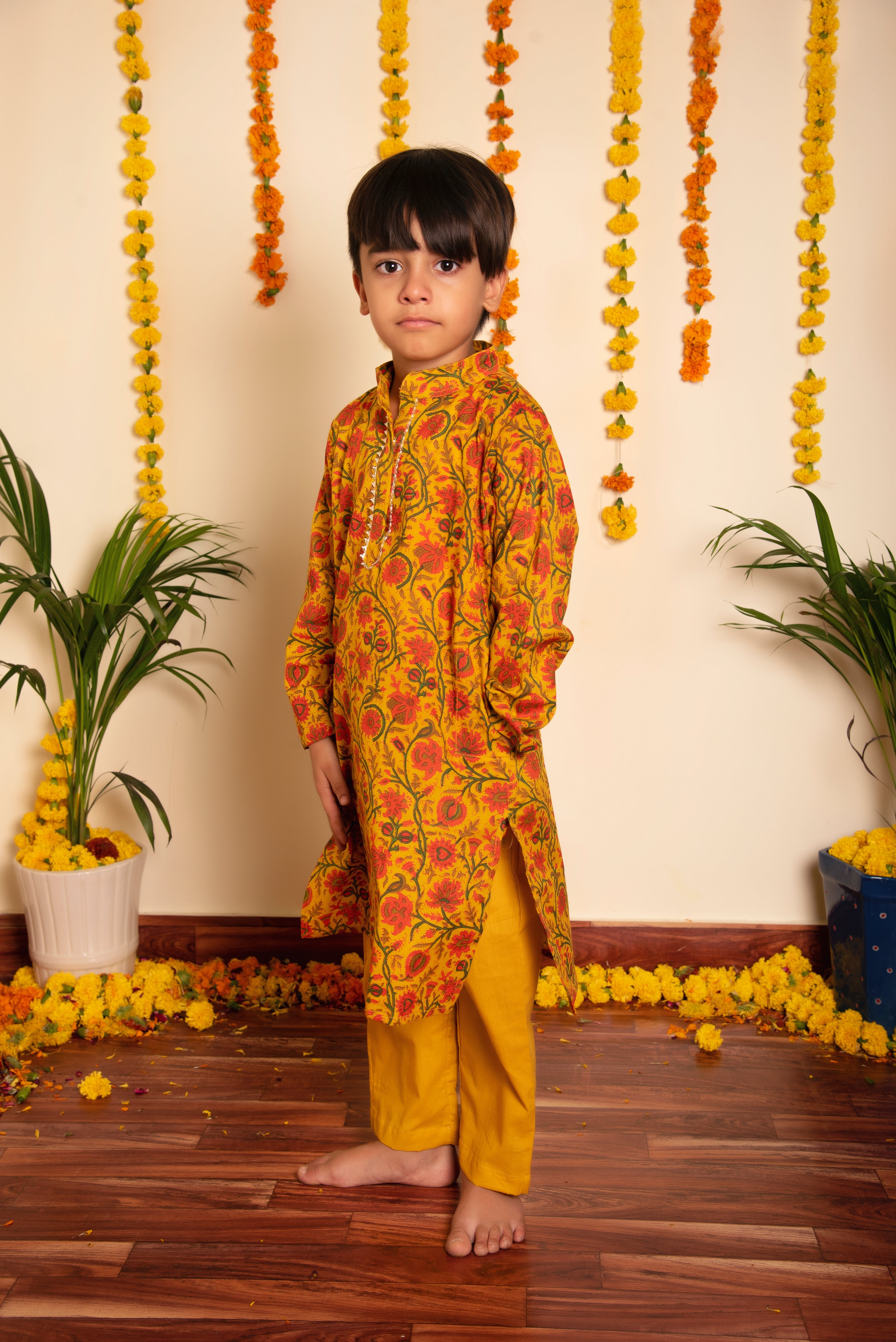 BACHPAN DARPAN HAND BLOCK KURTA PANT SET