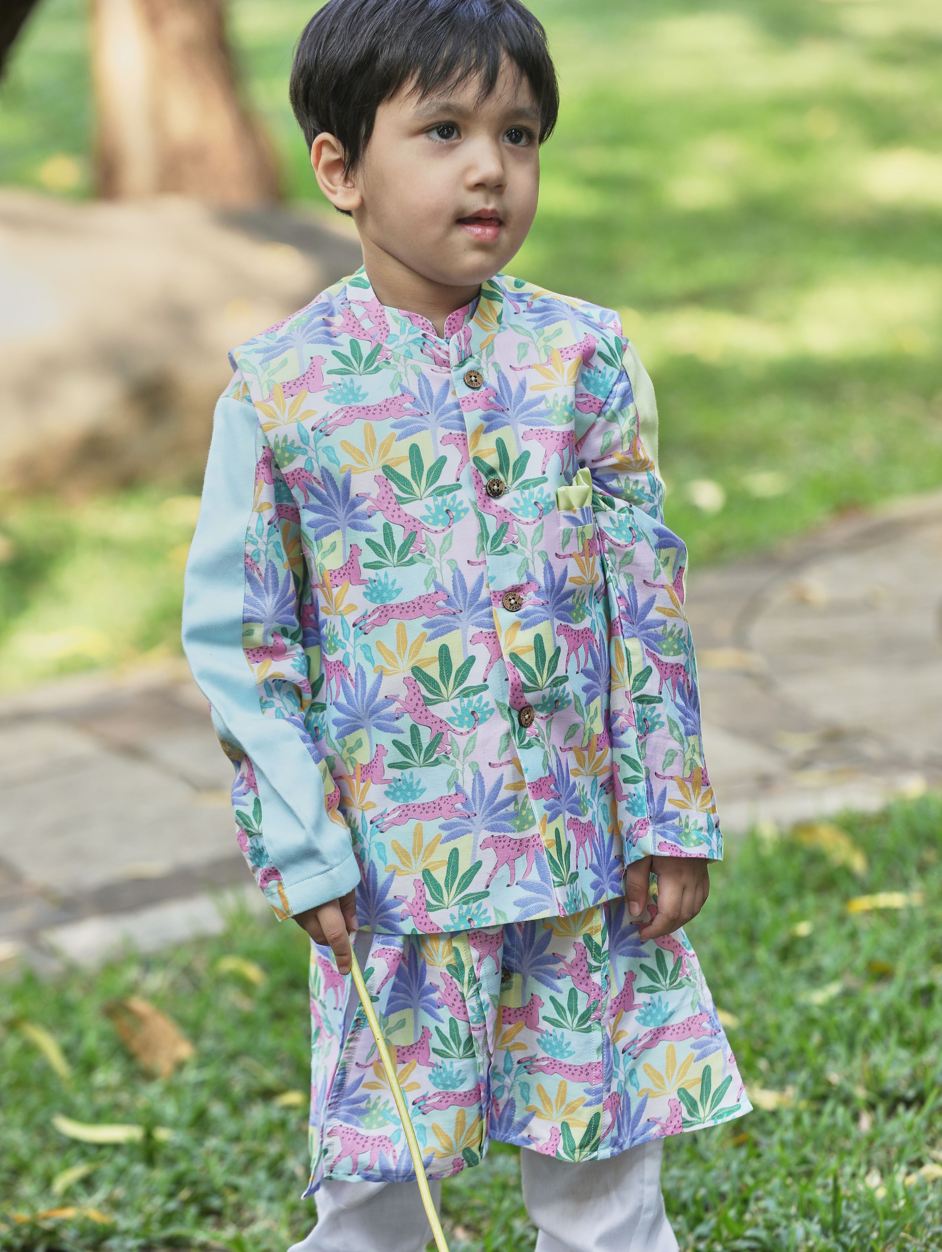 Tropical Print Kurta, Bandi and Pants Set