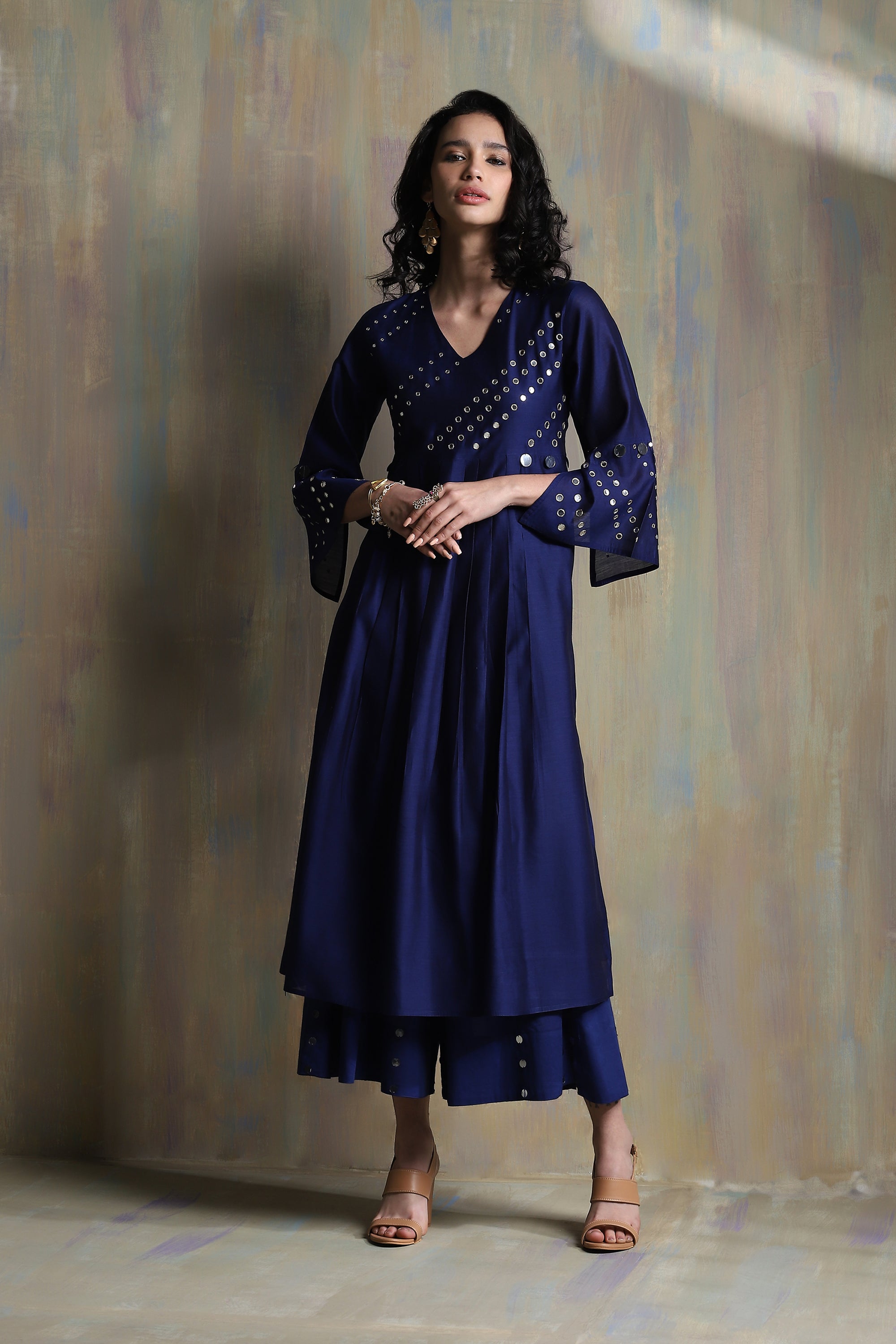 SAPPHIRE BLUE BELL SLEEVES KURTA SET WITH WHITE DUPATTA