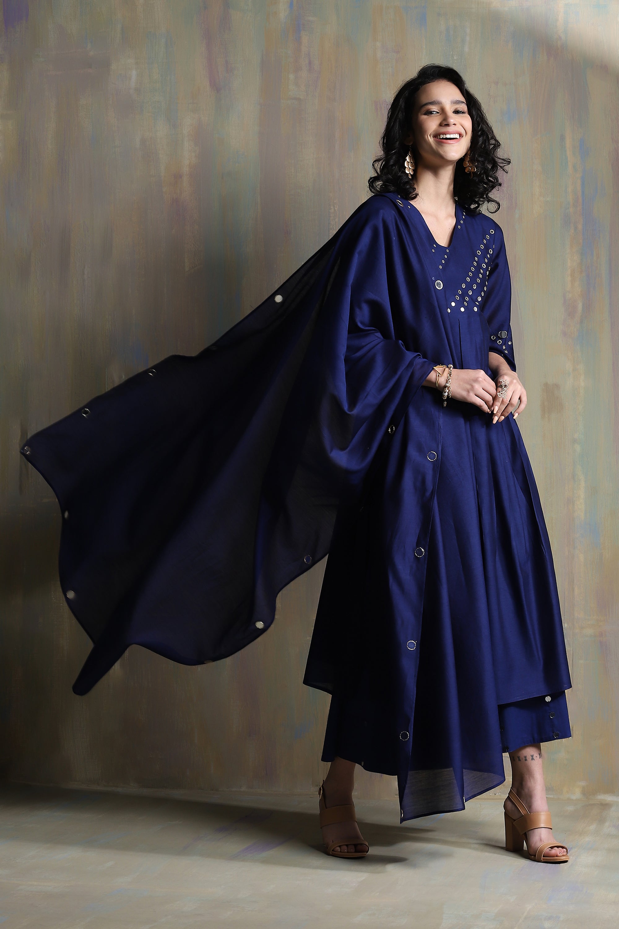 SAPPHIRE BLUE BELL SLEEVES KURTA SET