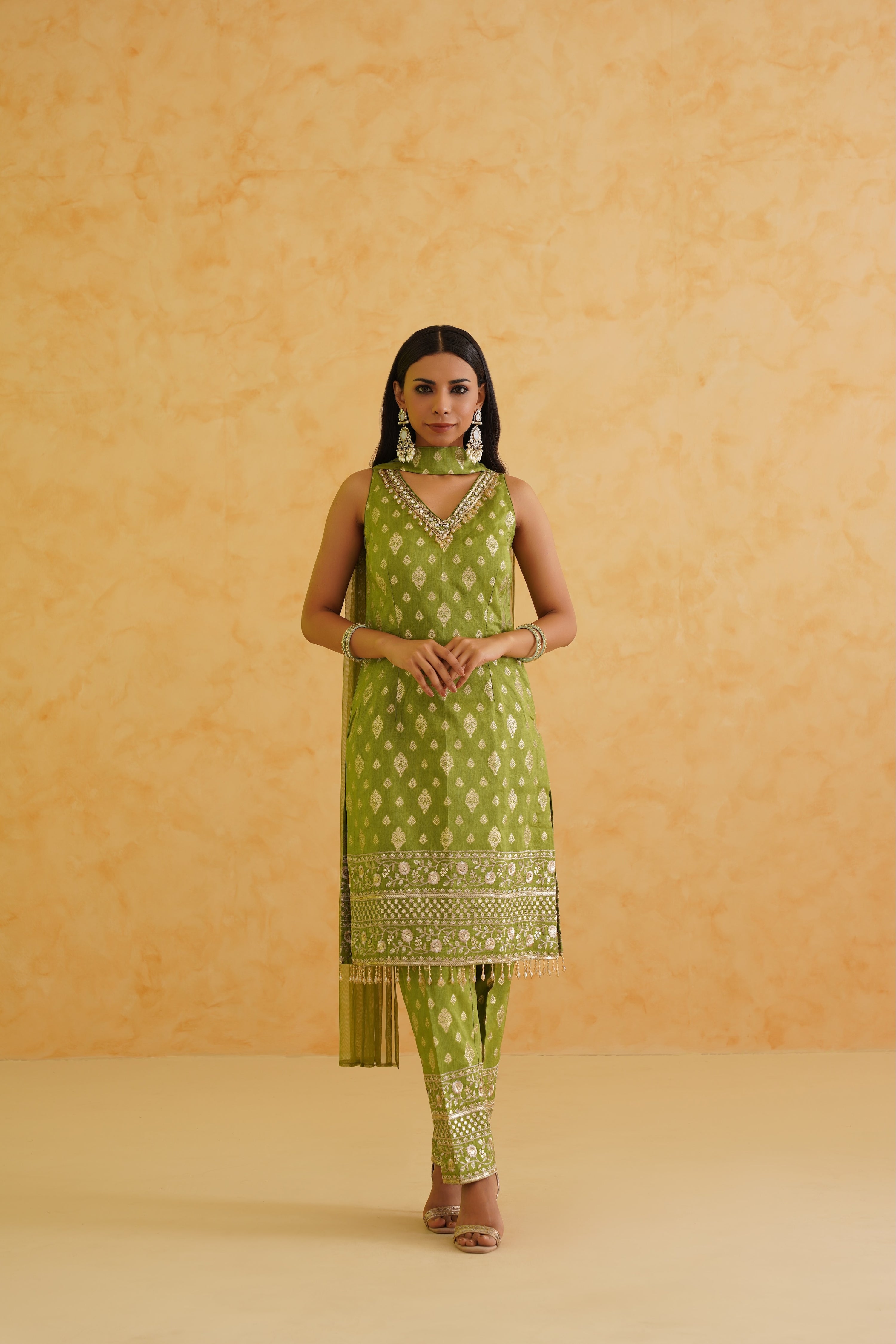 GREEN BROCADE KURTI PANT SET