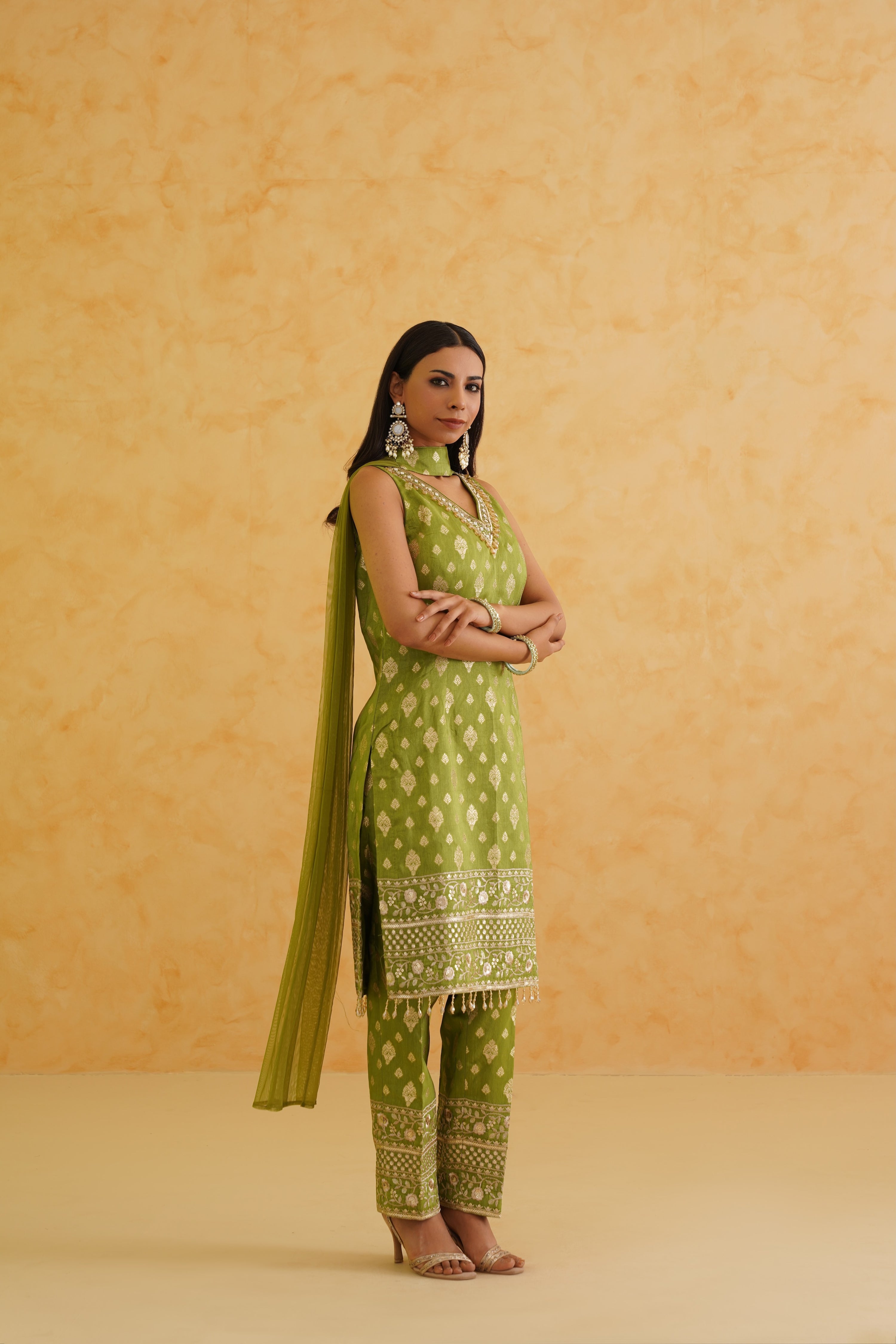 GREEN BROCADE KURTI PANT SET