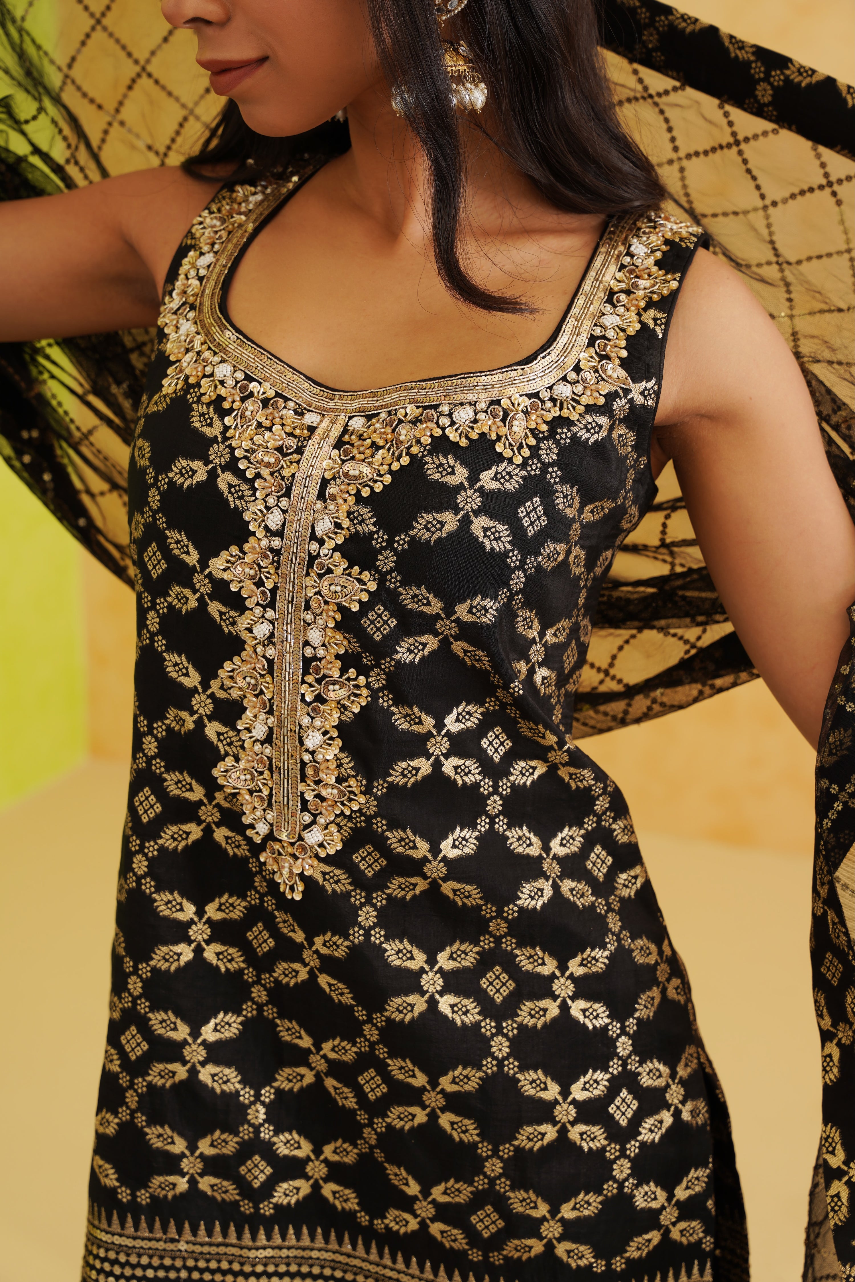 BLACK BROCADE KURTI GARARA SET