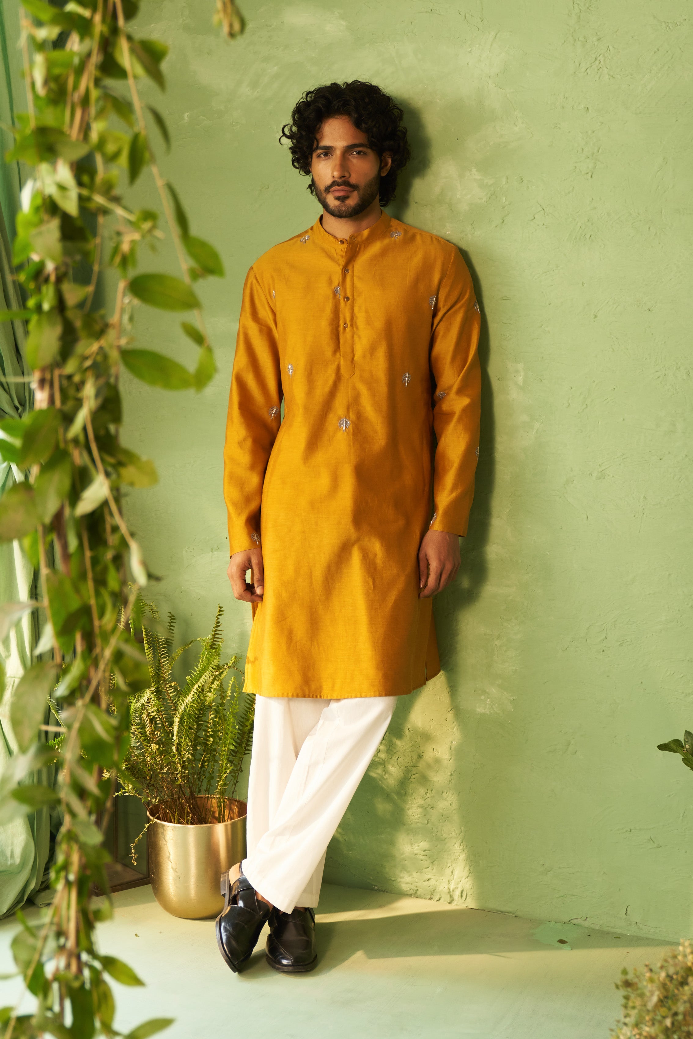 KINAARA MENS KURTA SET