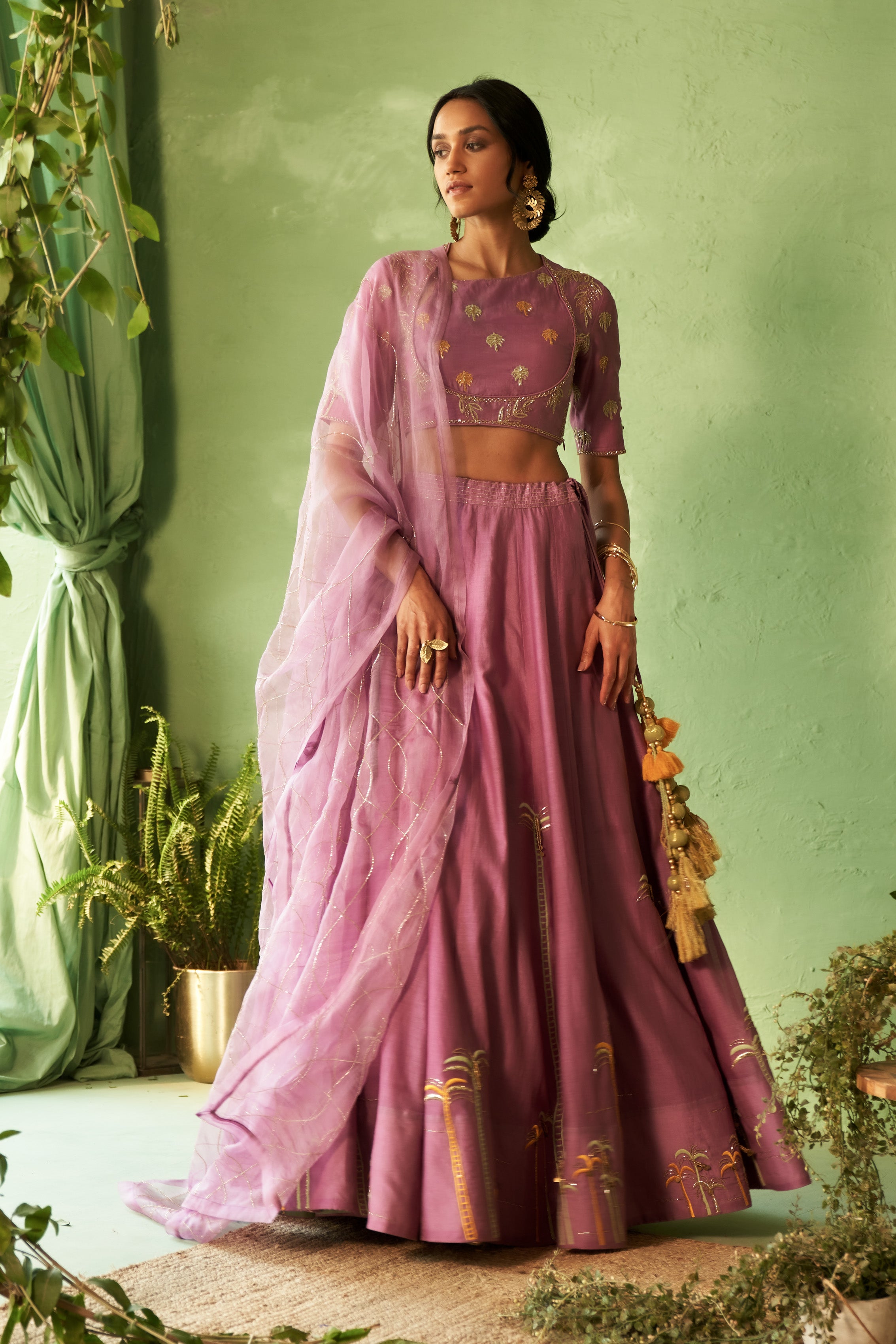 KINAARA LEHENGA SET