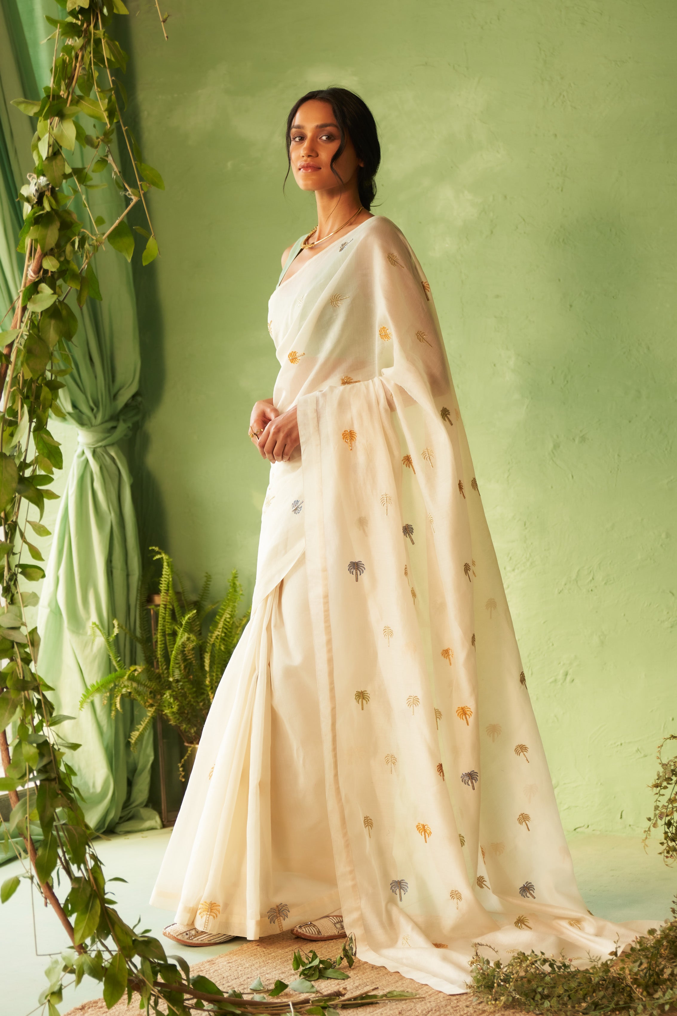 KINAARA SAREE WITH TEA GREEN BLOUSE