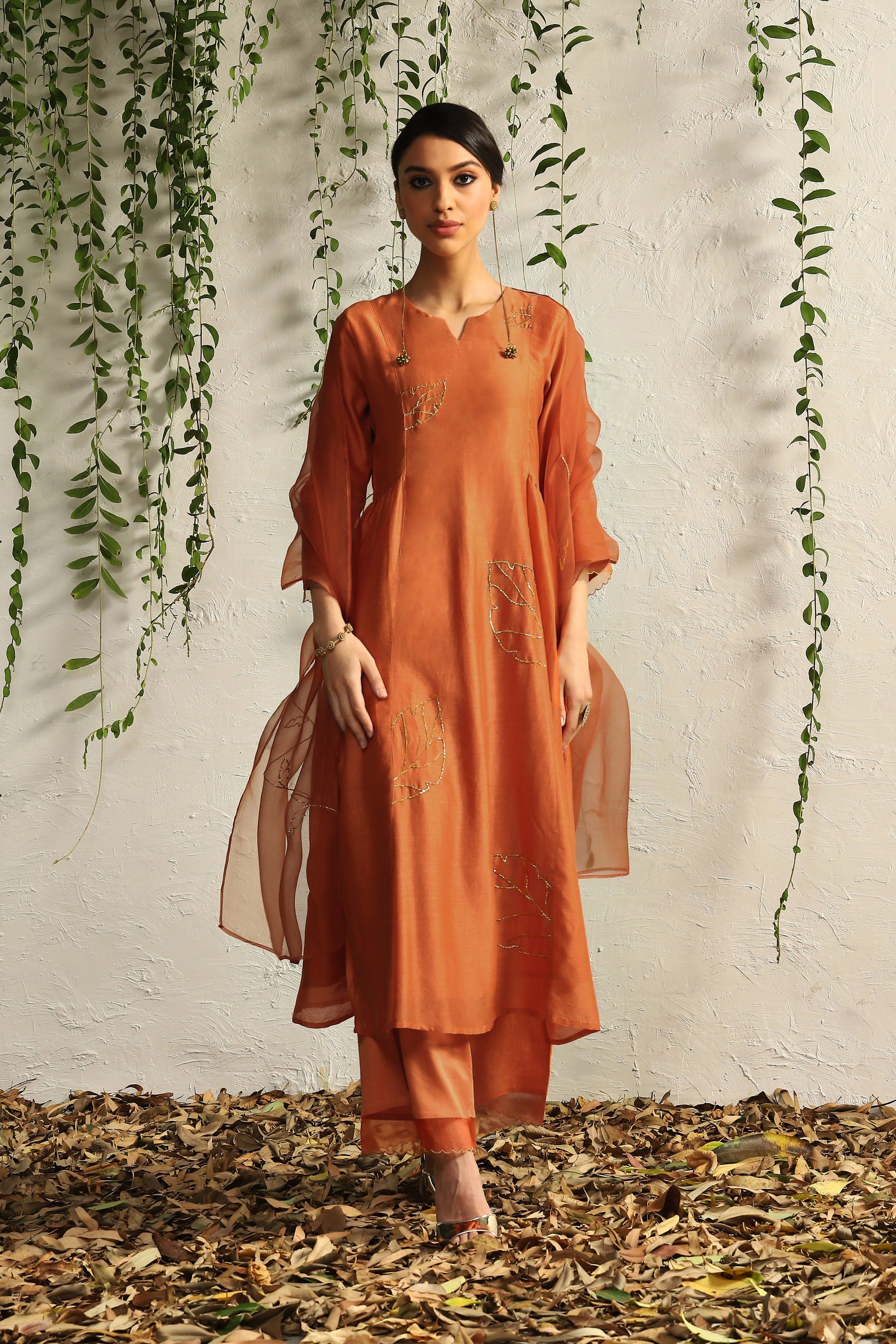 SPICE ORANGE SIDE GATHERED KURTA SET