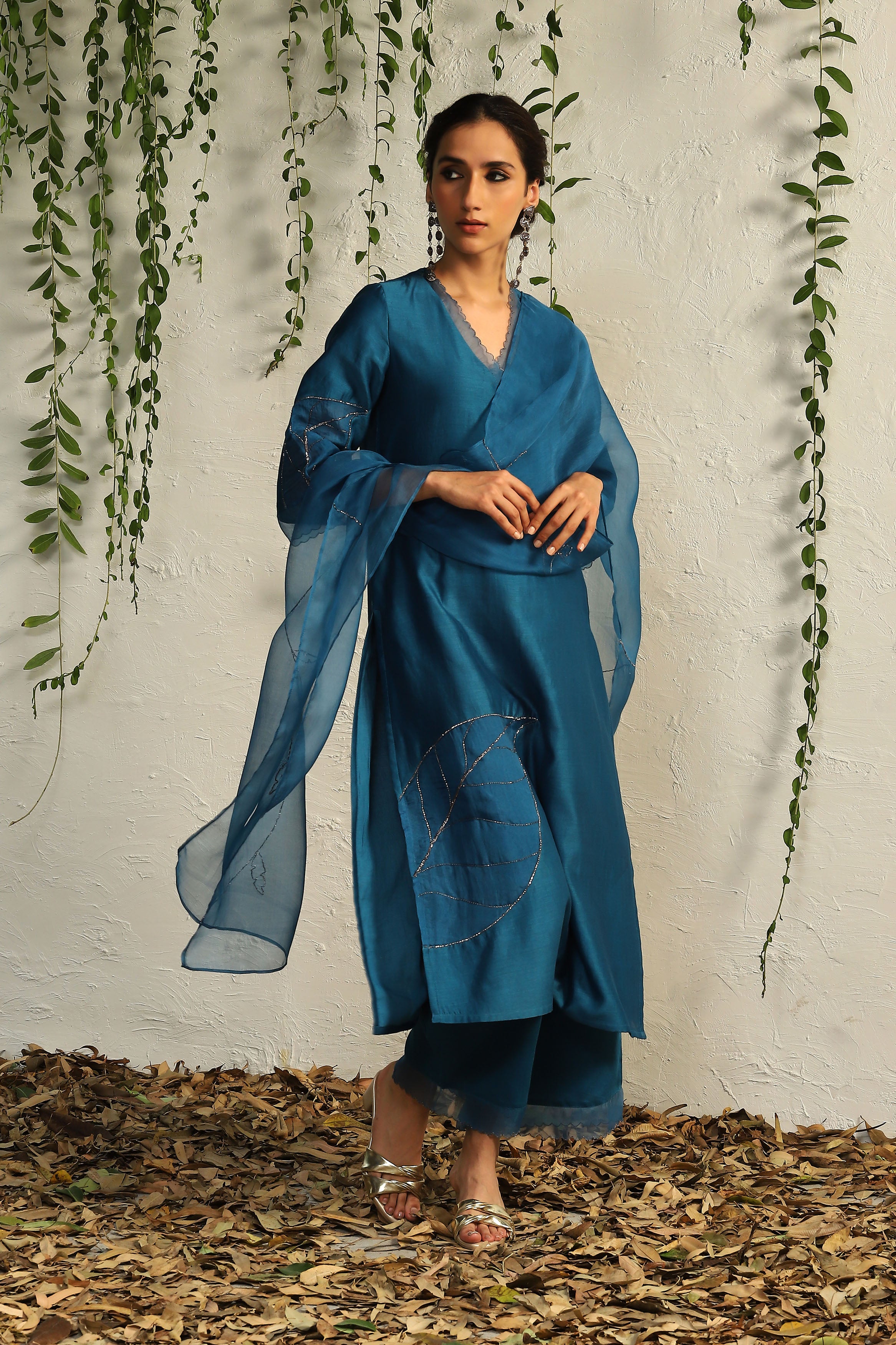 TRUE BLUE CHANDERI STRAIGHT KURTA SET