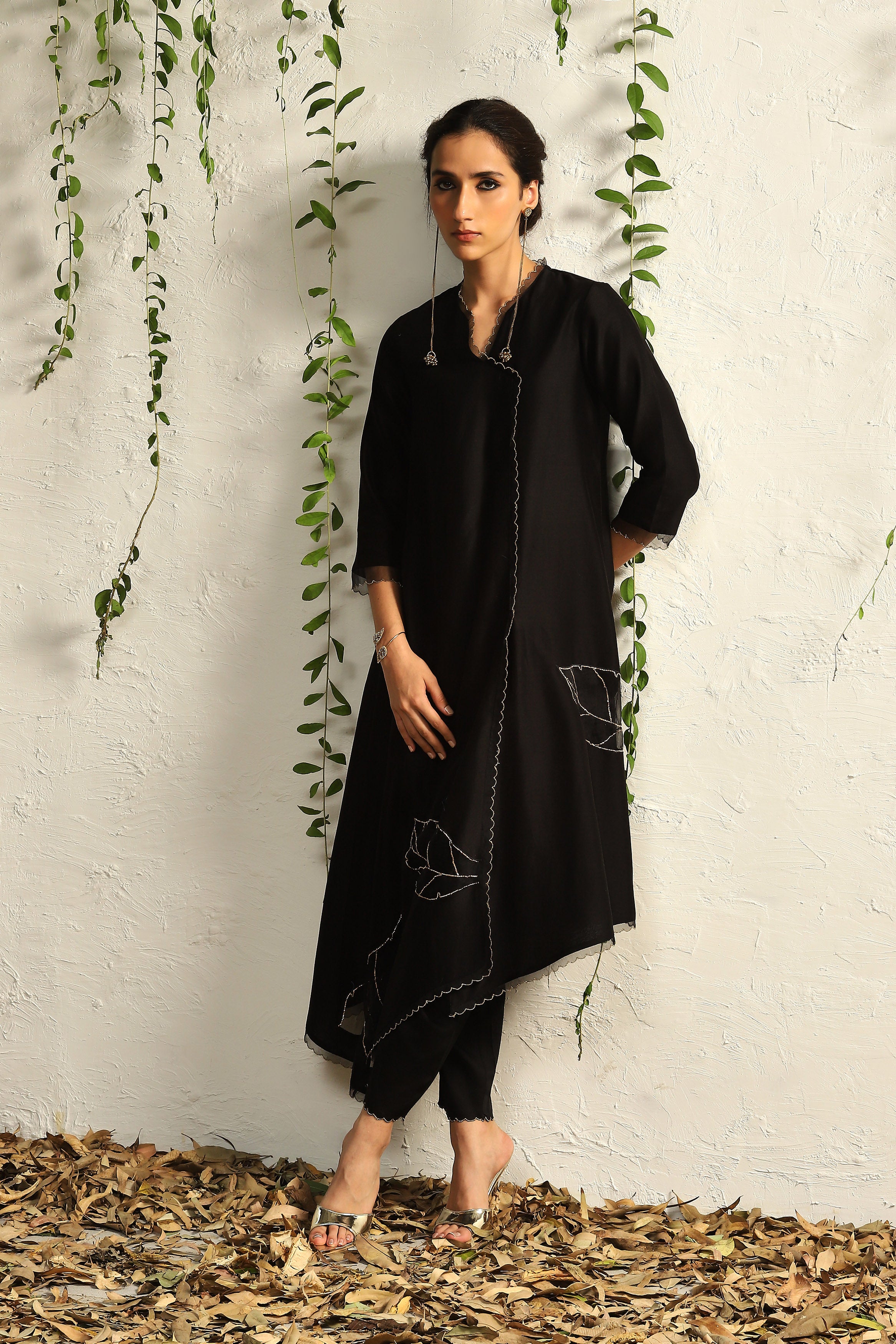 BLACK CHANDERI ASYMMETRICAL KURTA SET