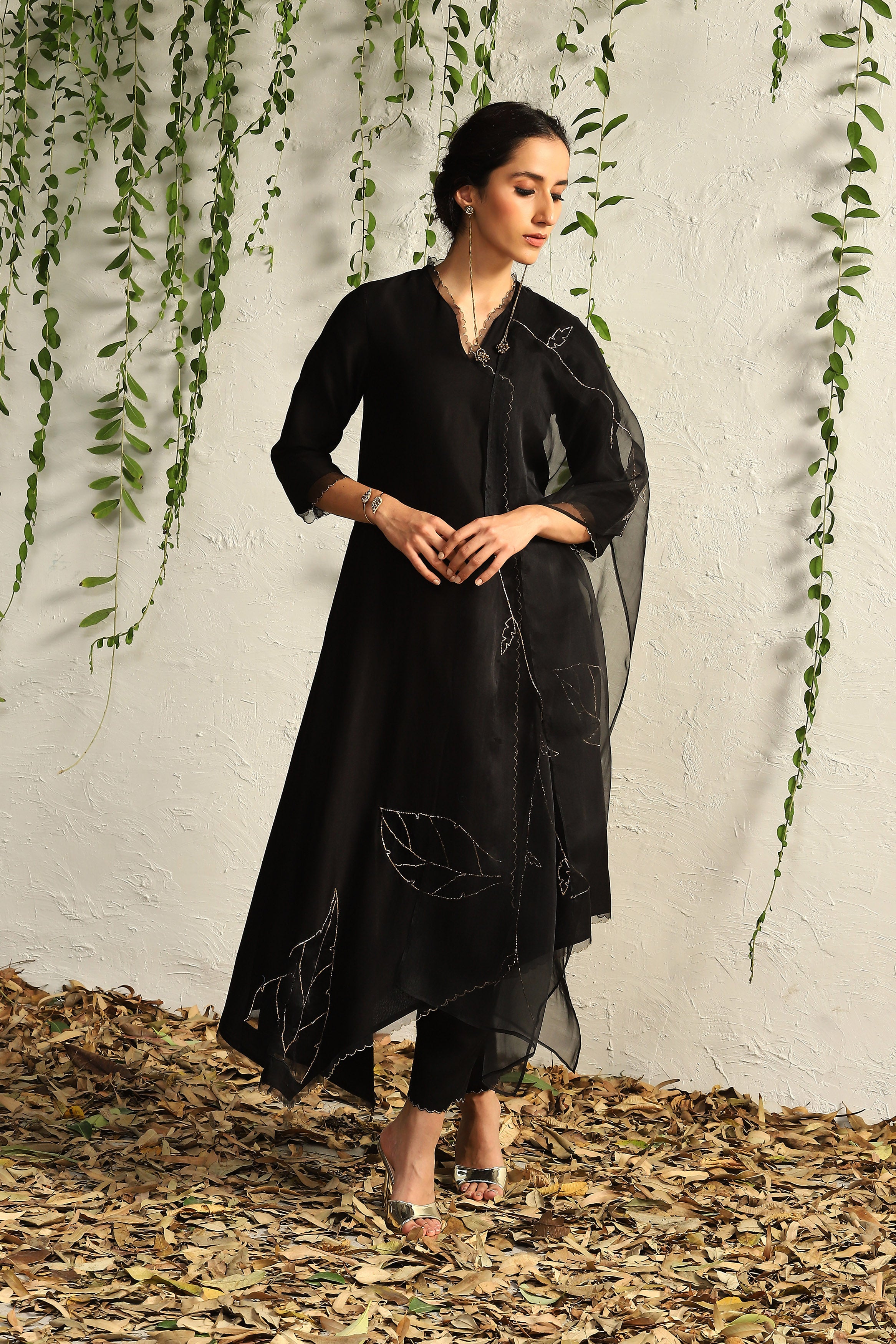 BLACK CHANDERI ASYMMETRICAL KURTA SET