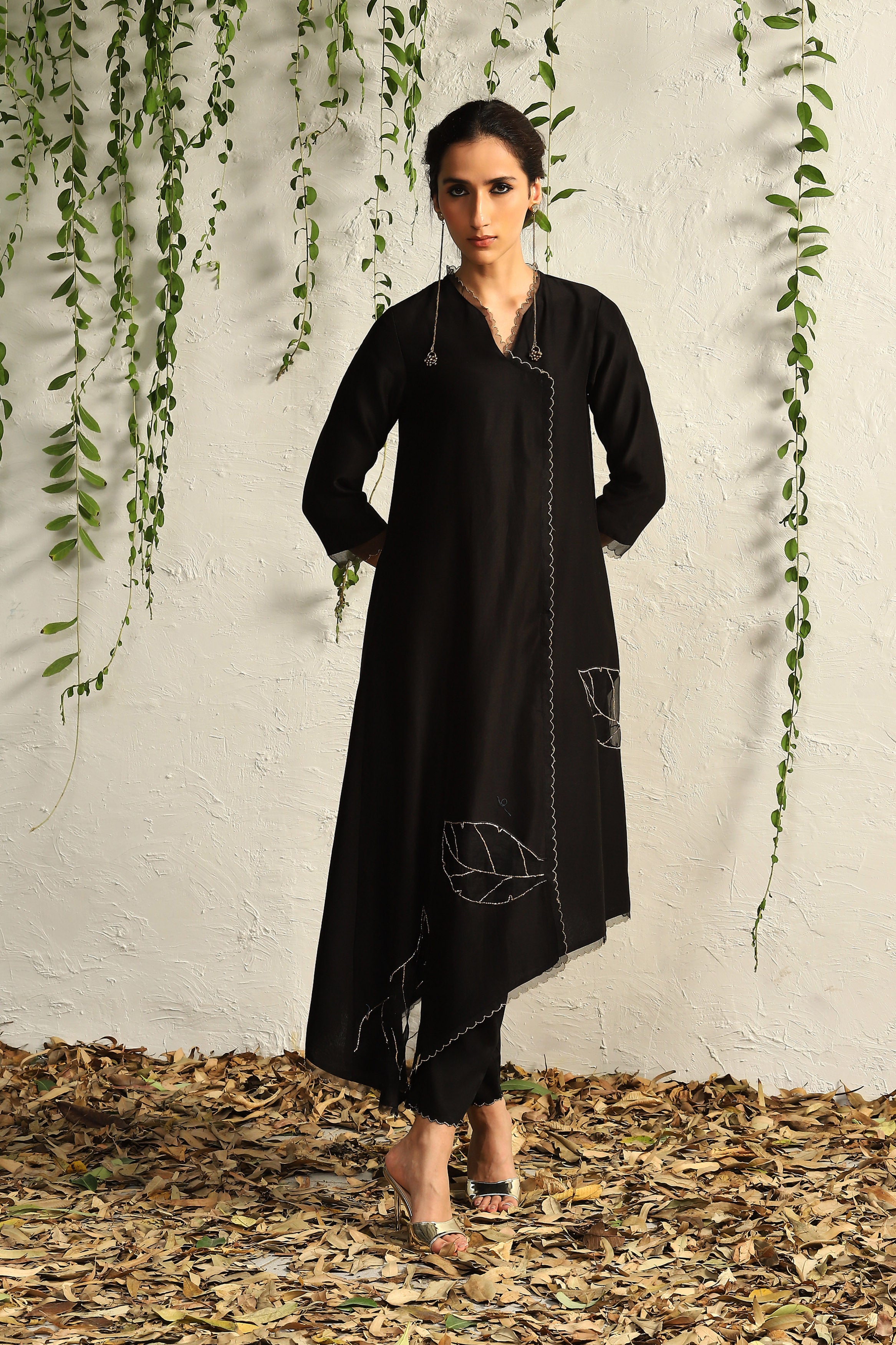 BLACK CHANDERI ASYMMETRICAL KURTA SET