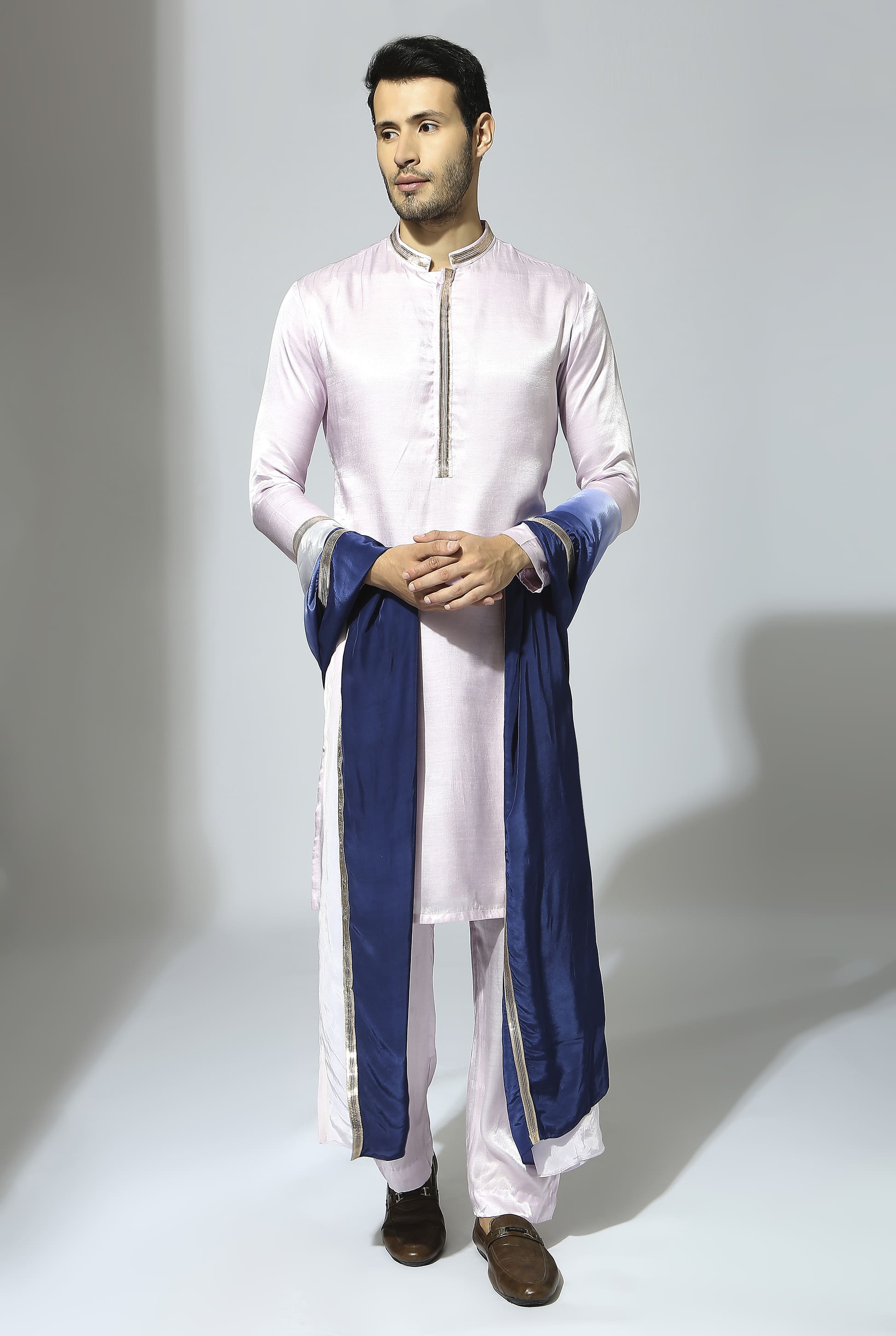 LILAC EMBROIDERED KURTA SET WITH BLUE DUPATTA