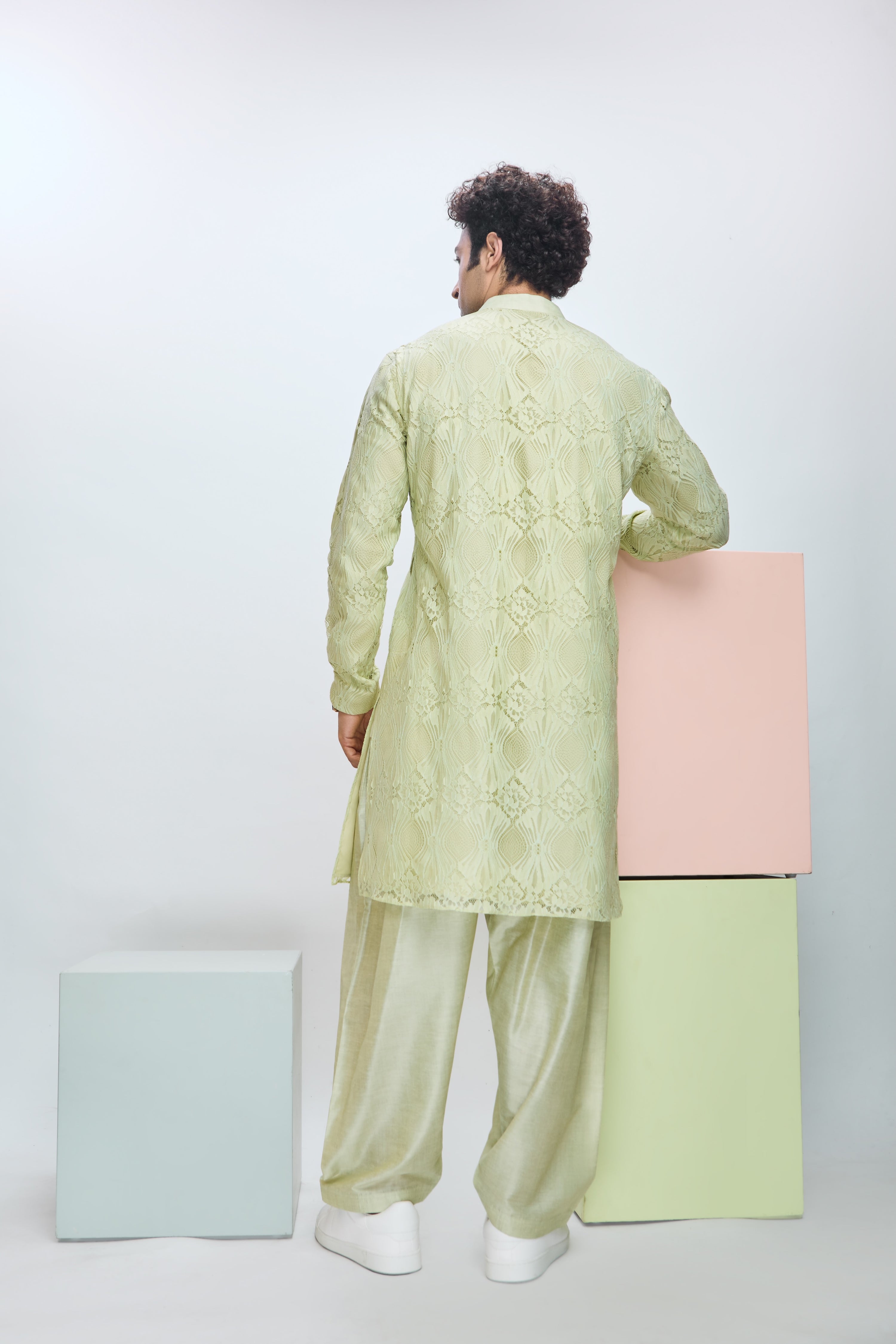 KURTA SET WITH POTLI BUTTON DETAILING