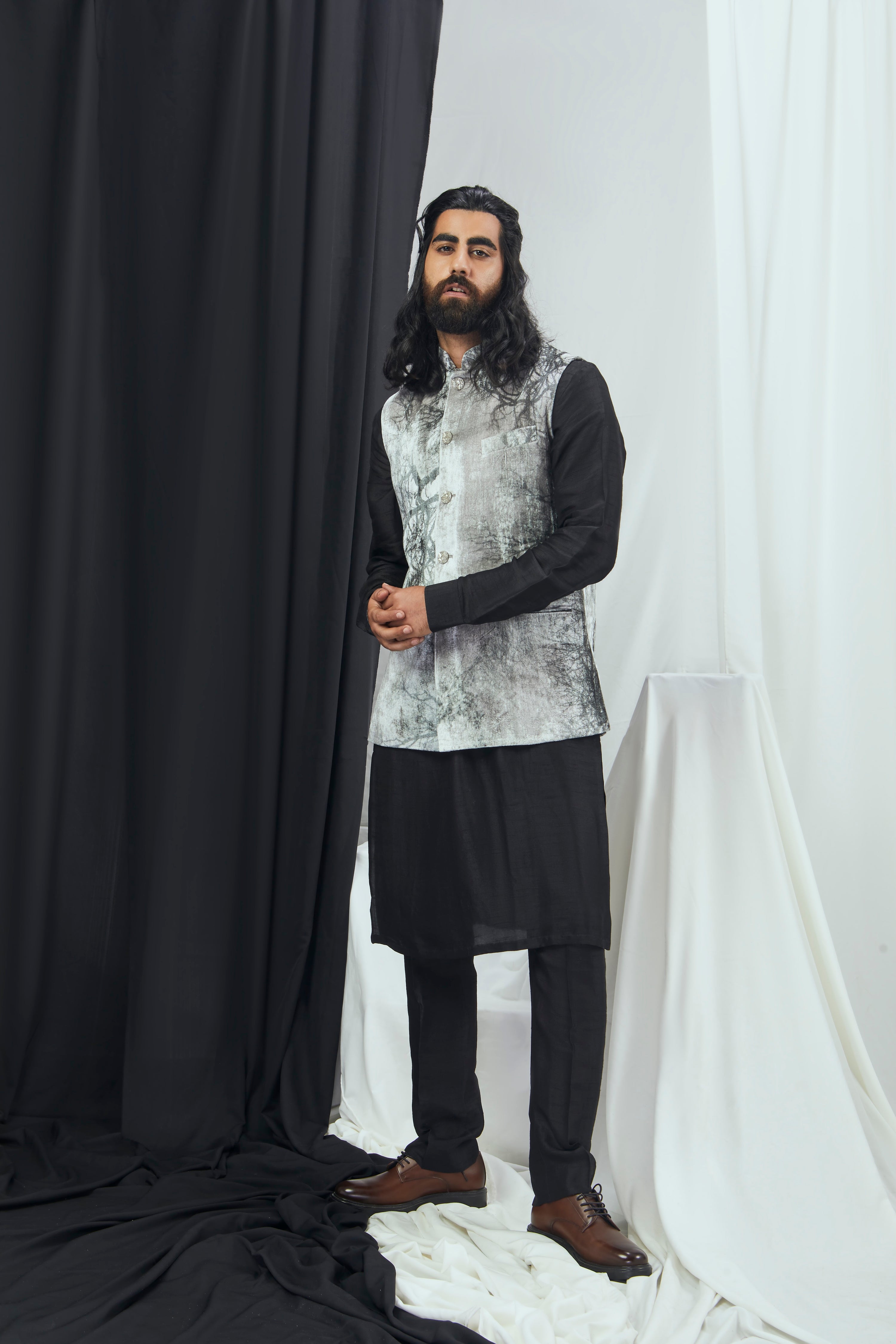 KURTA SET WITH BANDI