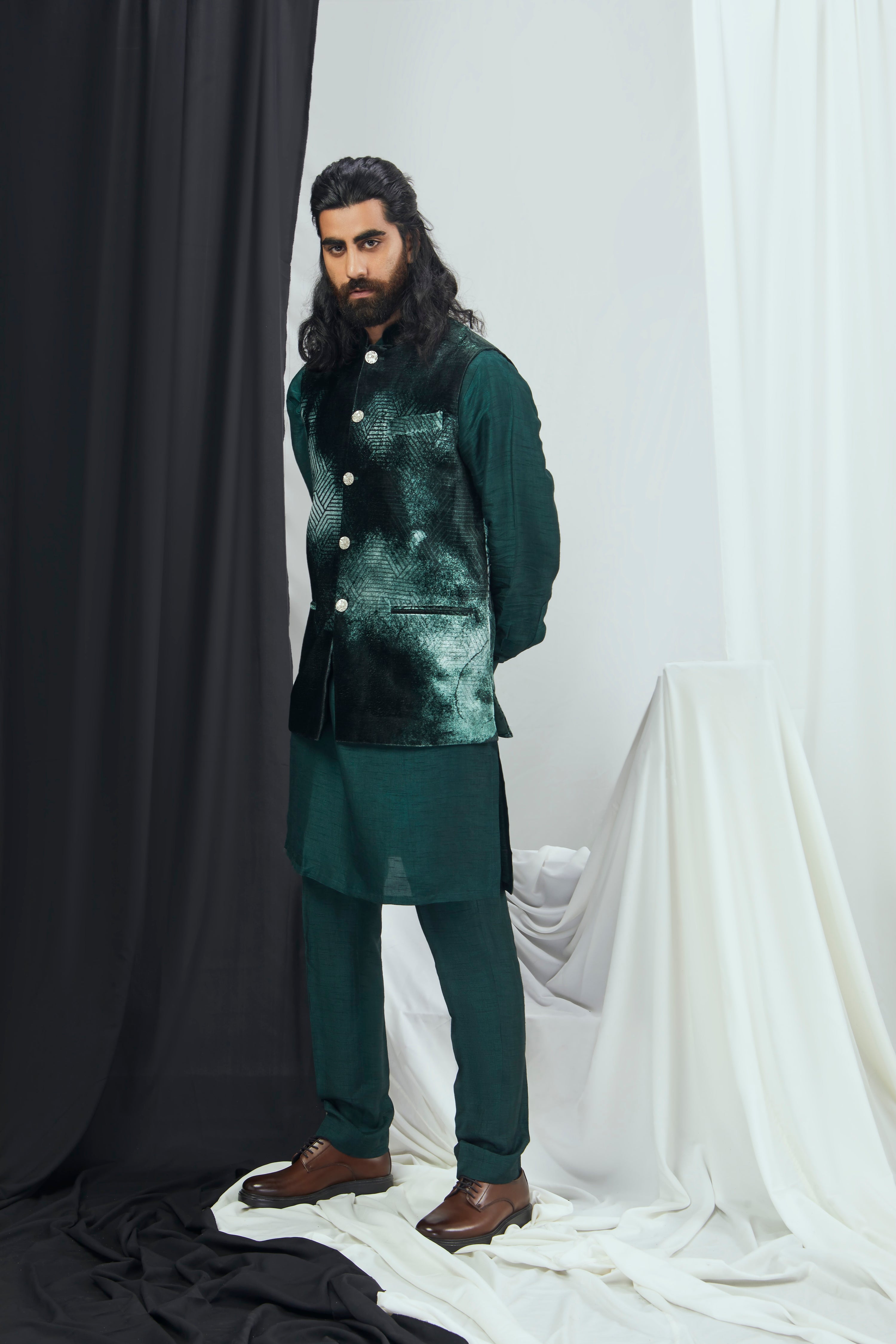 EMERALD KURTA SET WITH BANDI