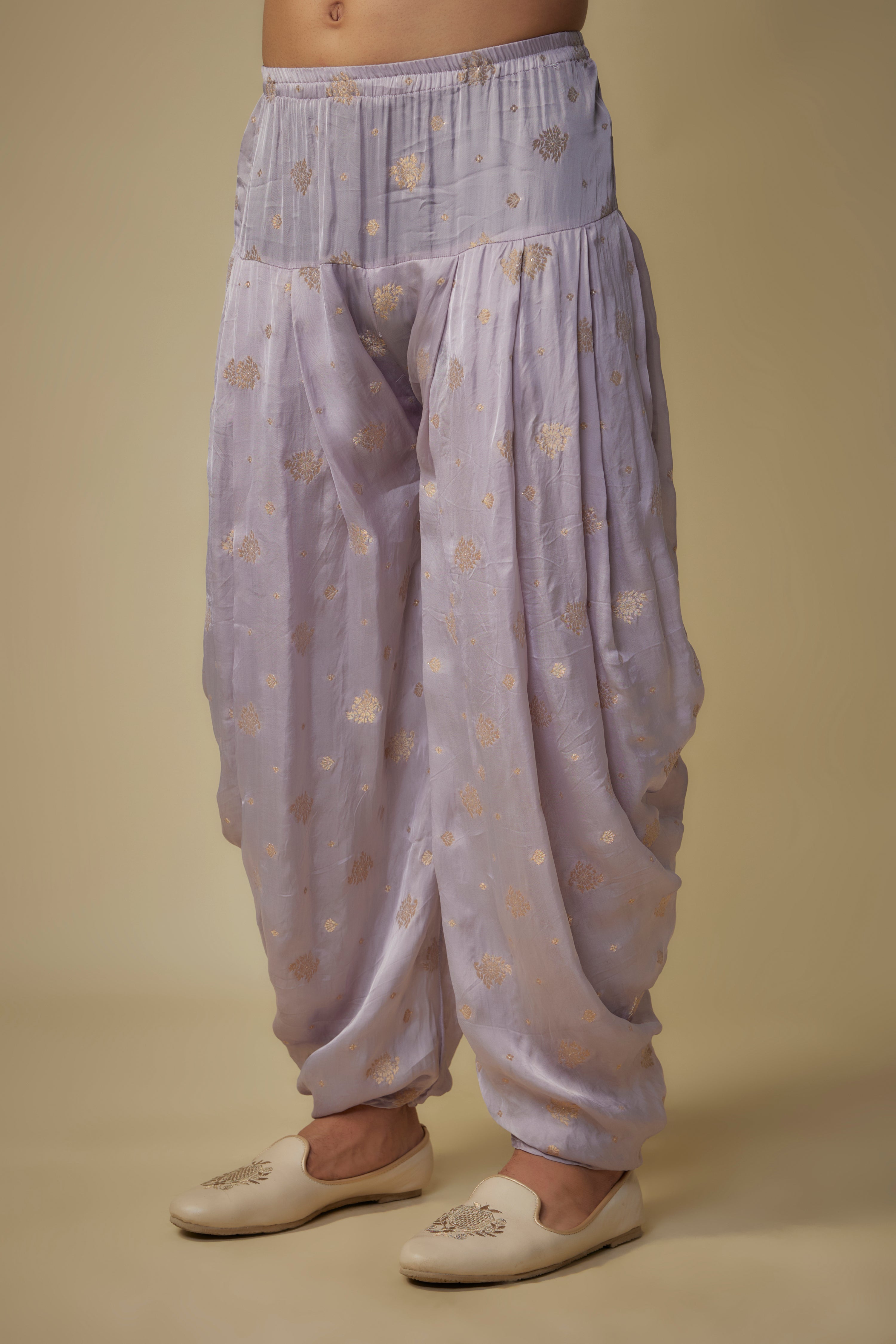 LILAC EMBROIDERED KURTA SET