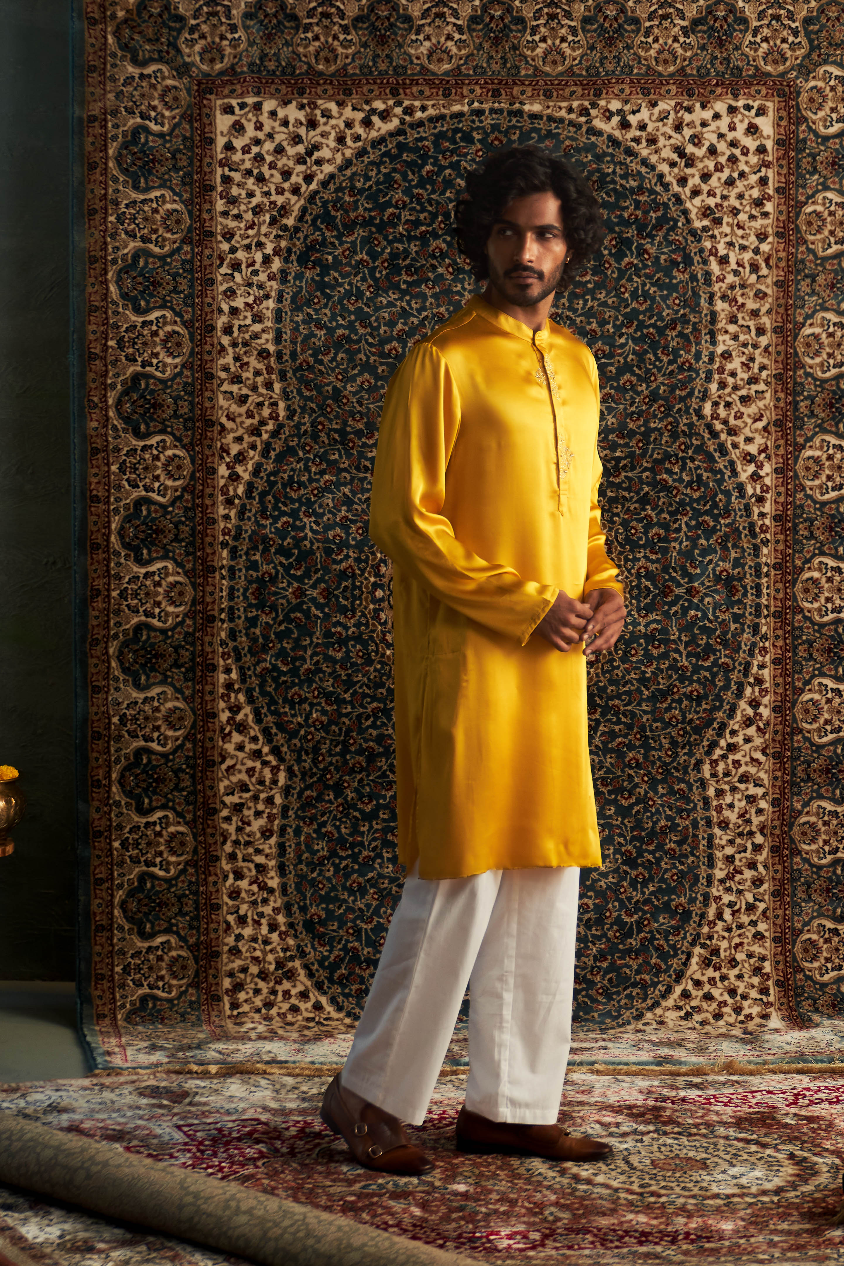 PRARAMBH EMBROIDERED KURTA SET