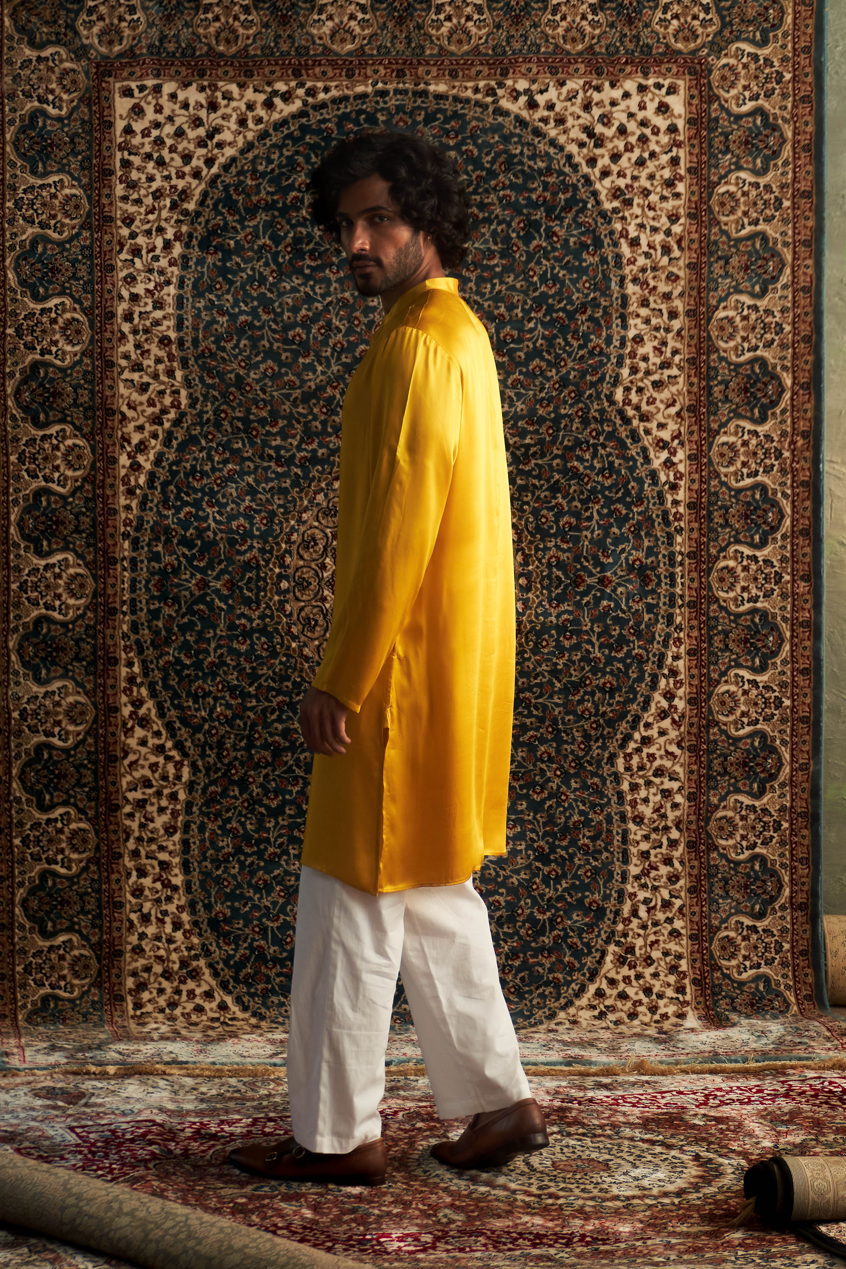 PRARAMBH EMBROIDERED KURTA SET