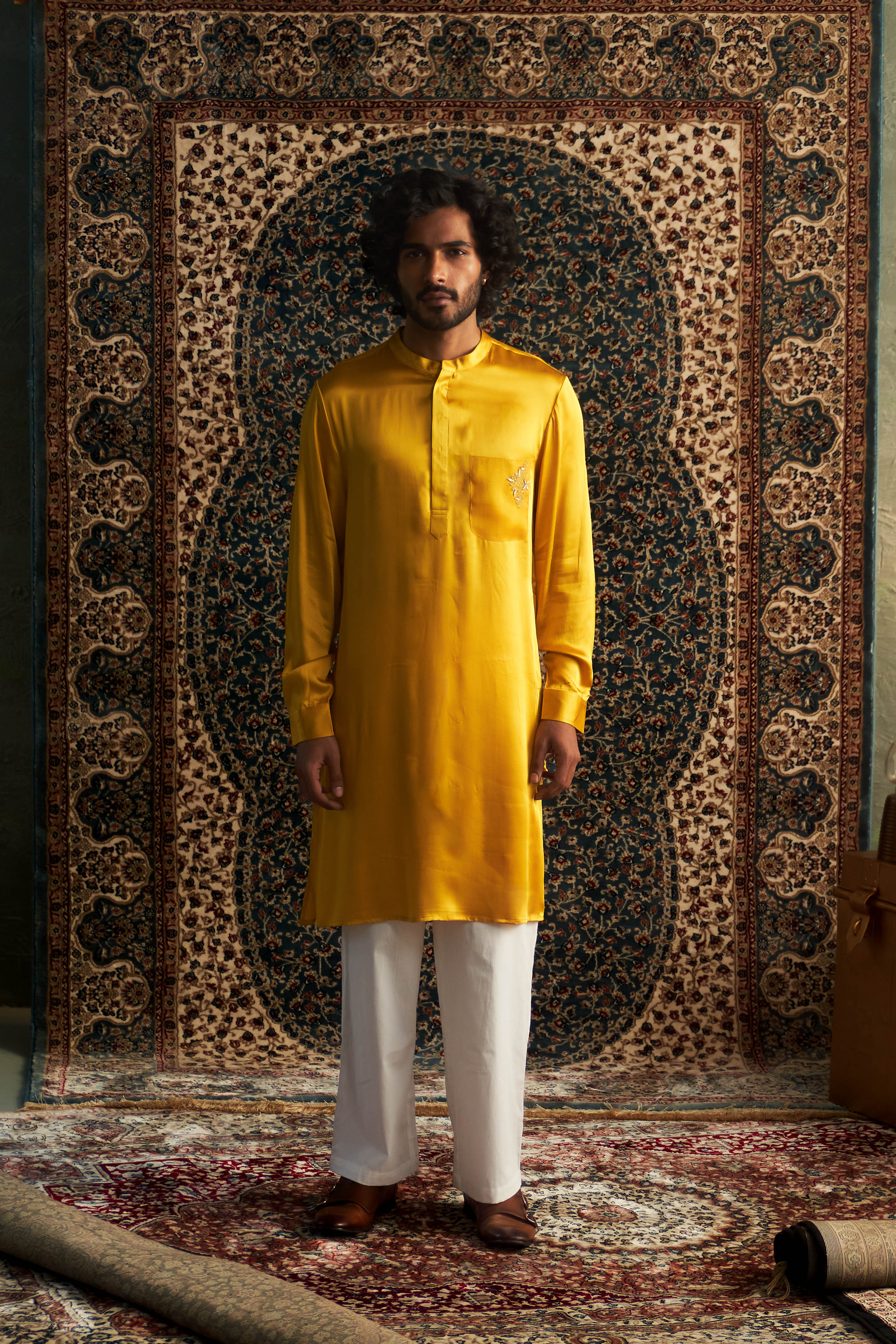 PRARAMBH EMBROIDERED KURTA SET