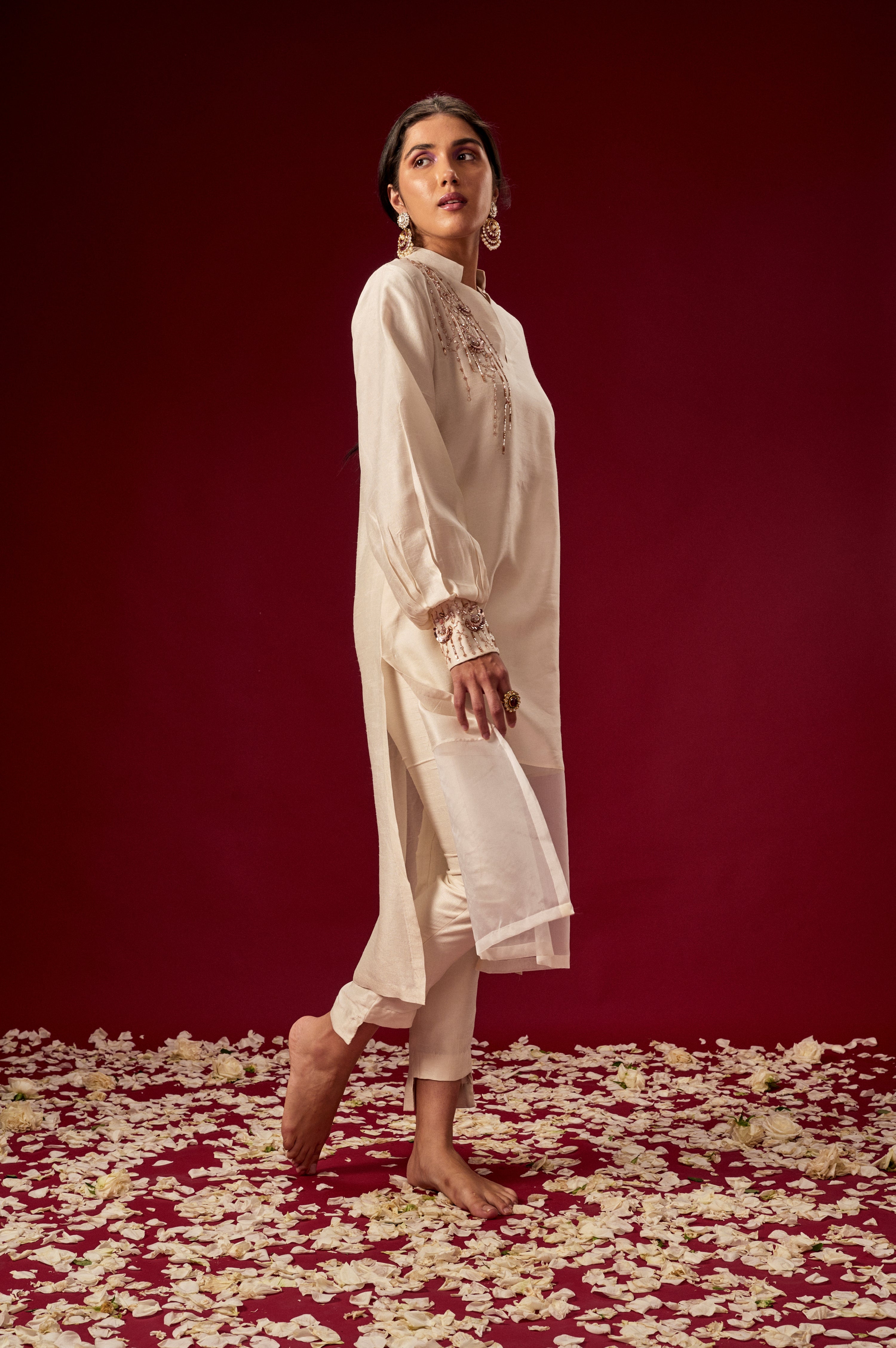 WHITE OVERSIZED KURTA