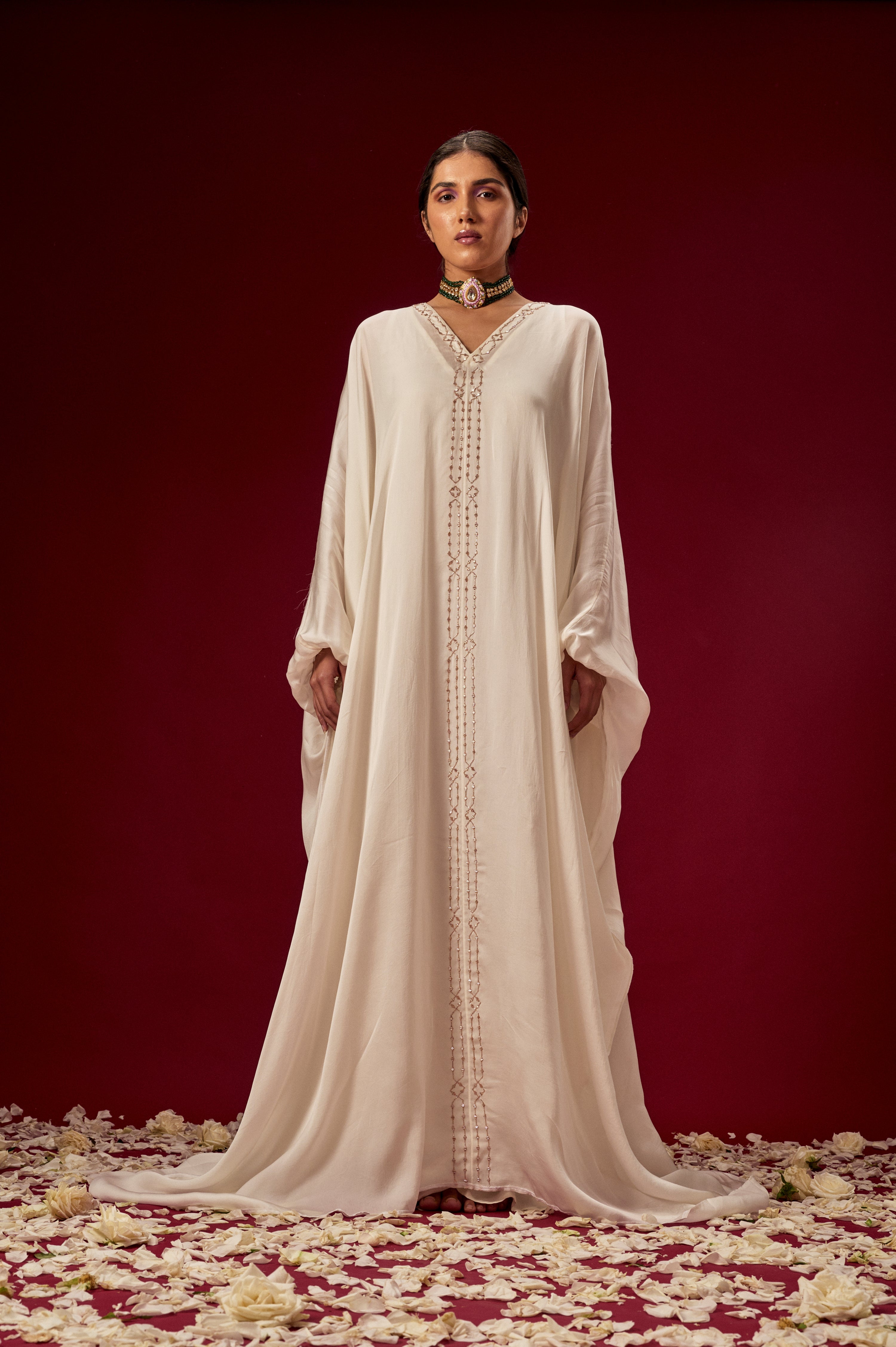 WHITE KAFTAN