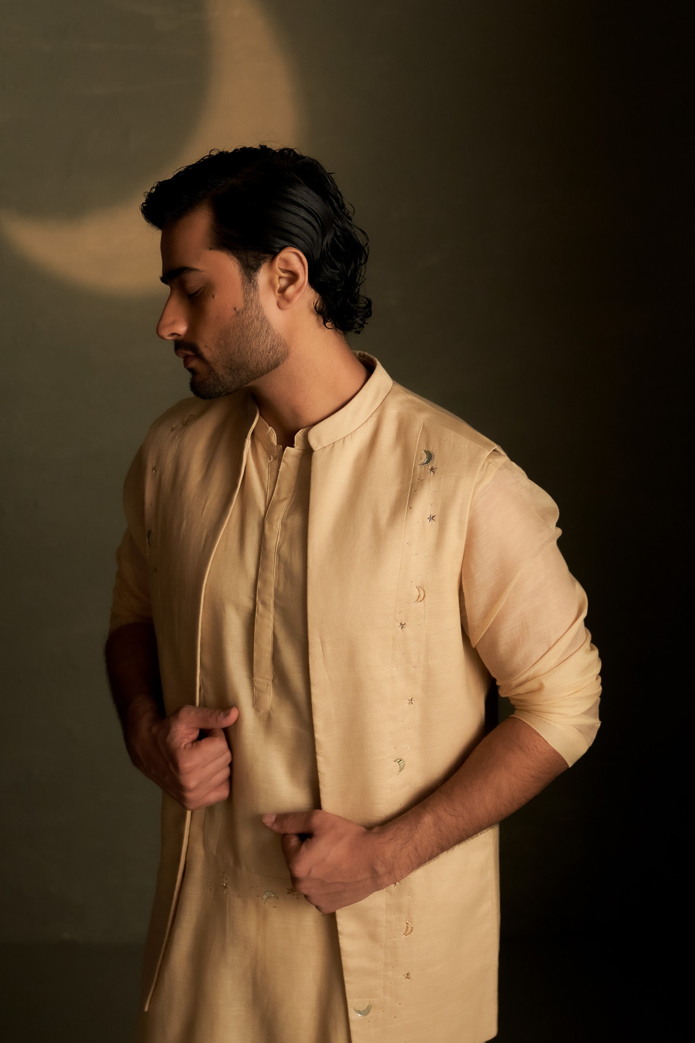 GOLDEN BEIGE LONG KURTA SET WITH LONG JACKET