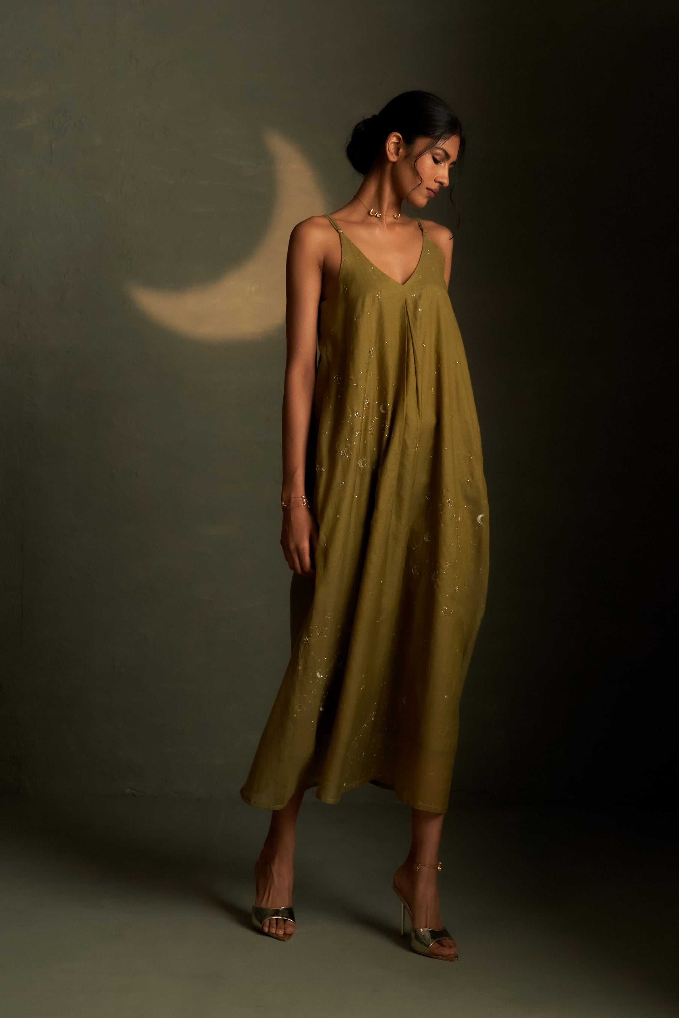 OLIVE DUSK CHAAND SITARA DRESS WITH SCARF