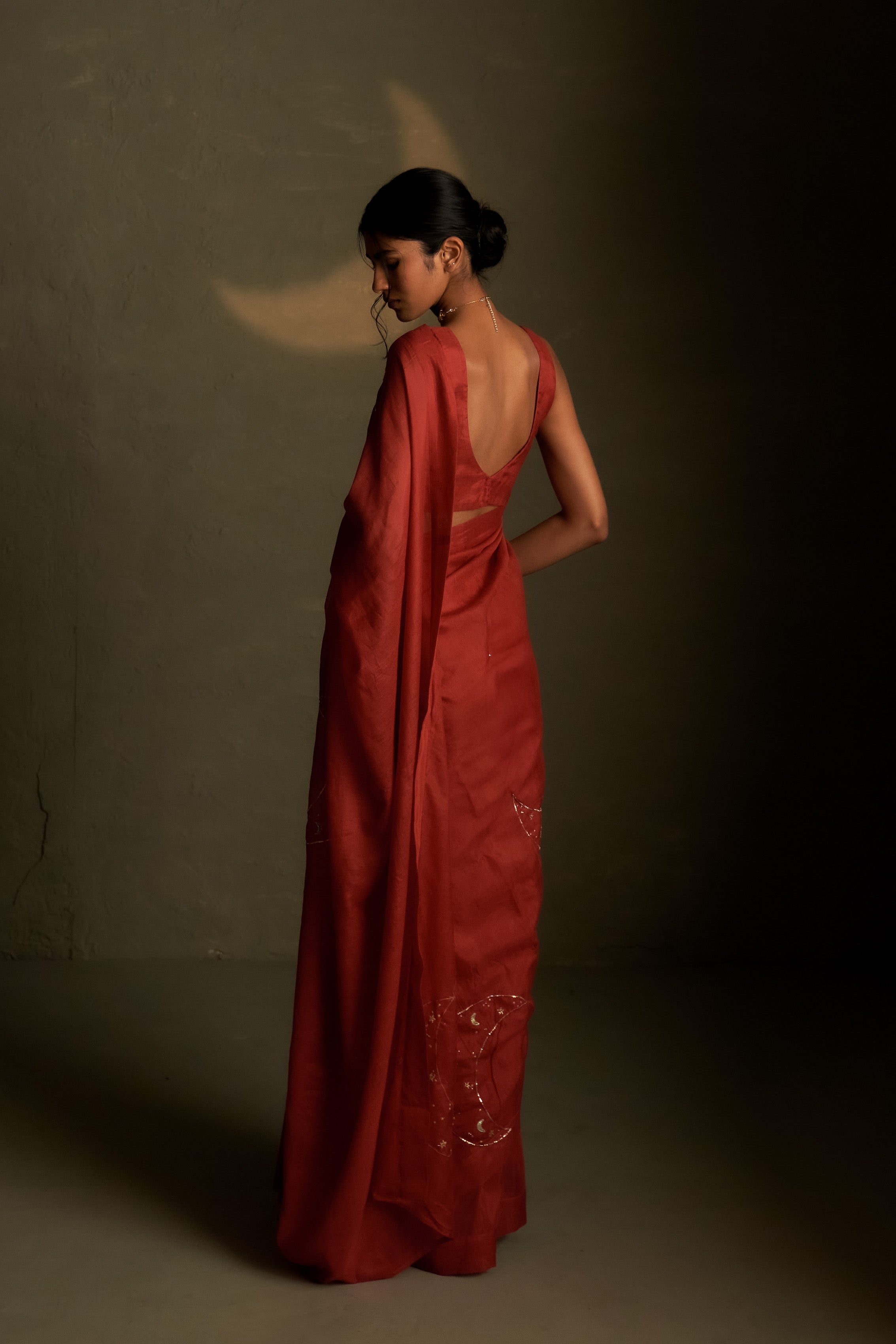 CHAAND SAREE WITH SLEEVELESS BLOUSE