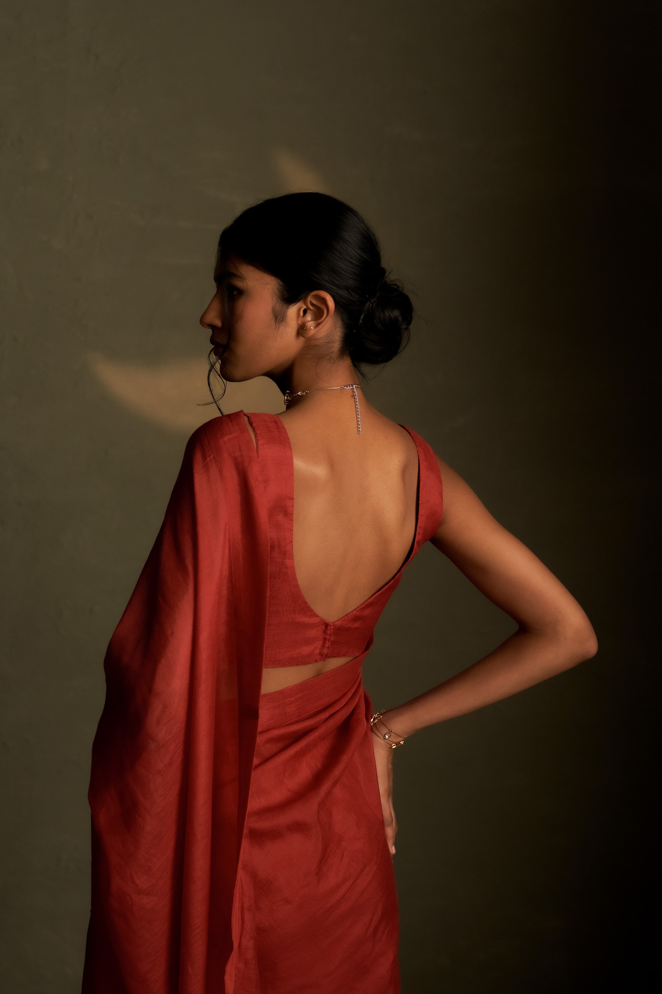 CHAAND SAREE WITH SLEEVELESS BLOUSE