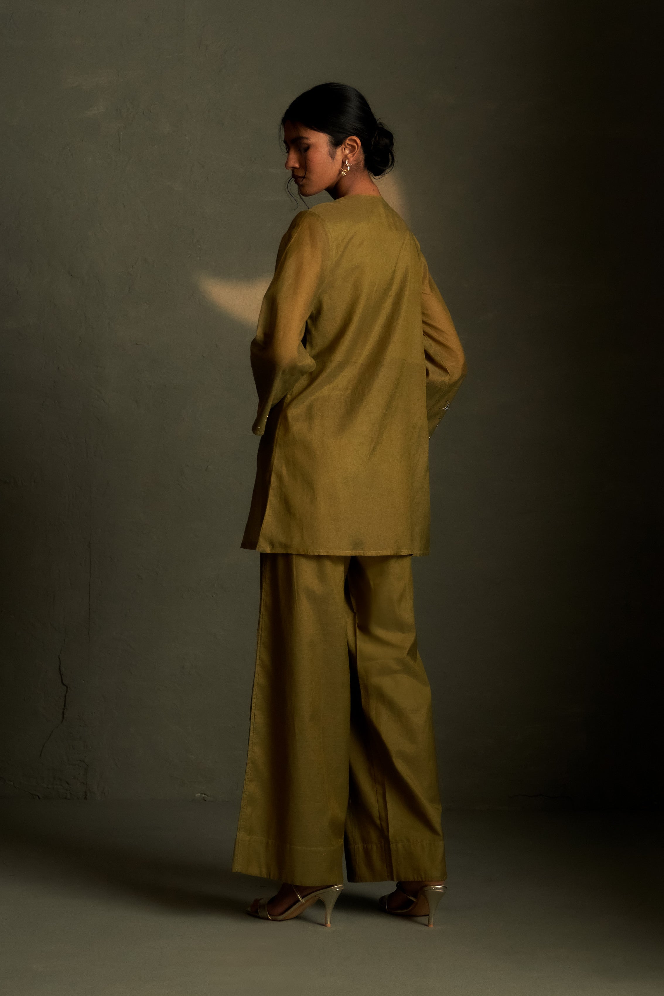 OLIVE DUSK CHAAND SITARA SET